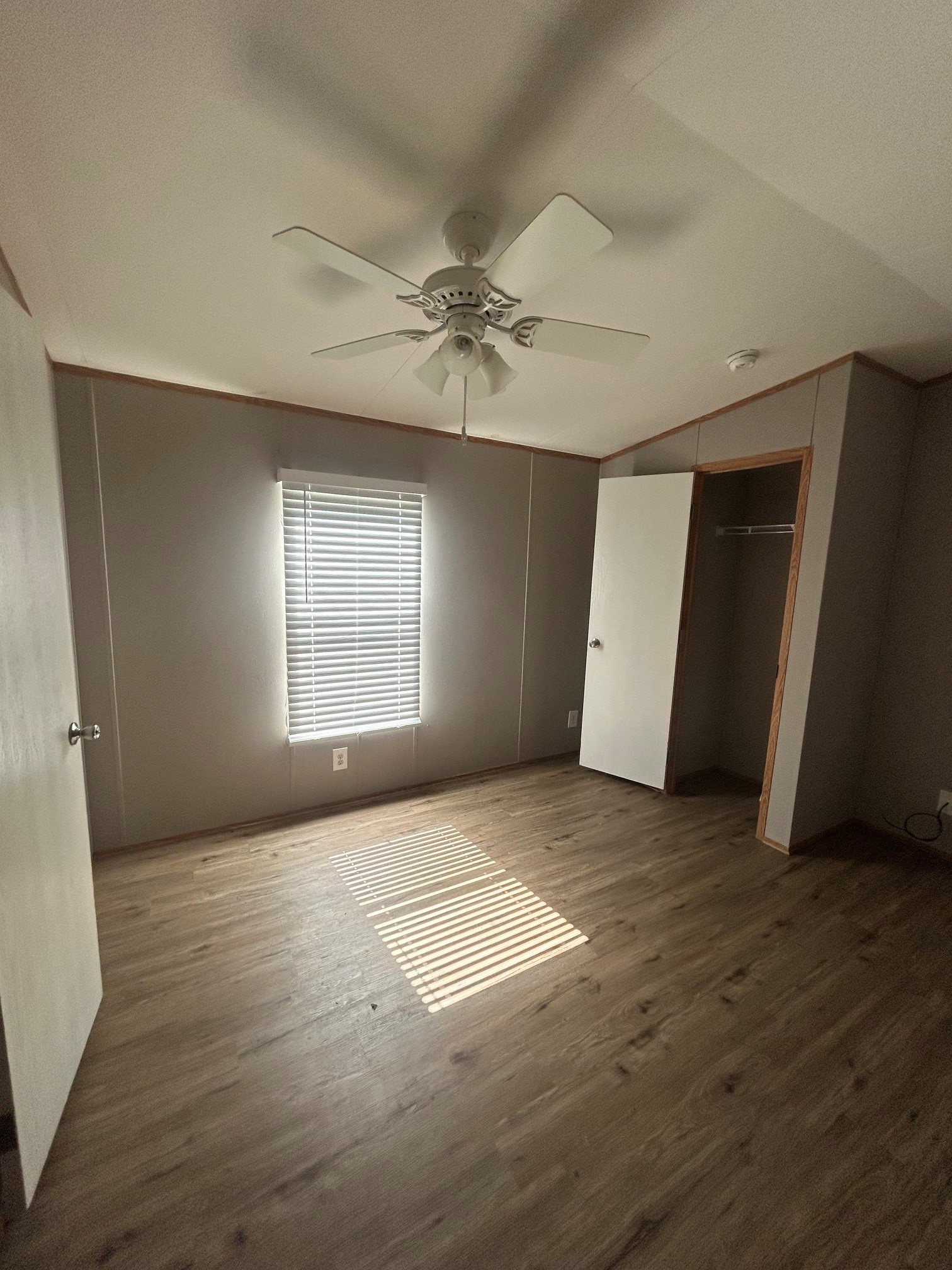 605 County Road 6053 Property Photo 2