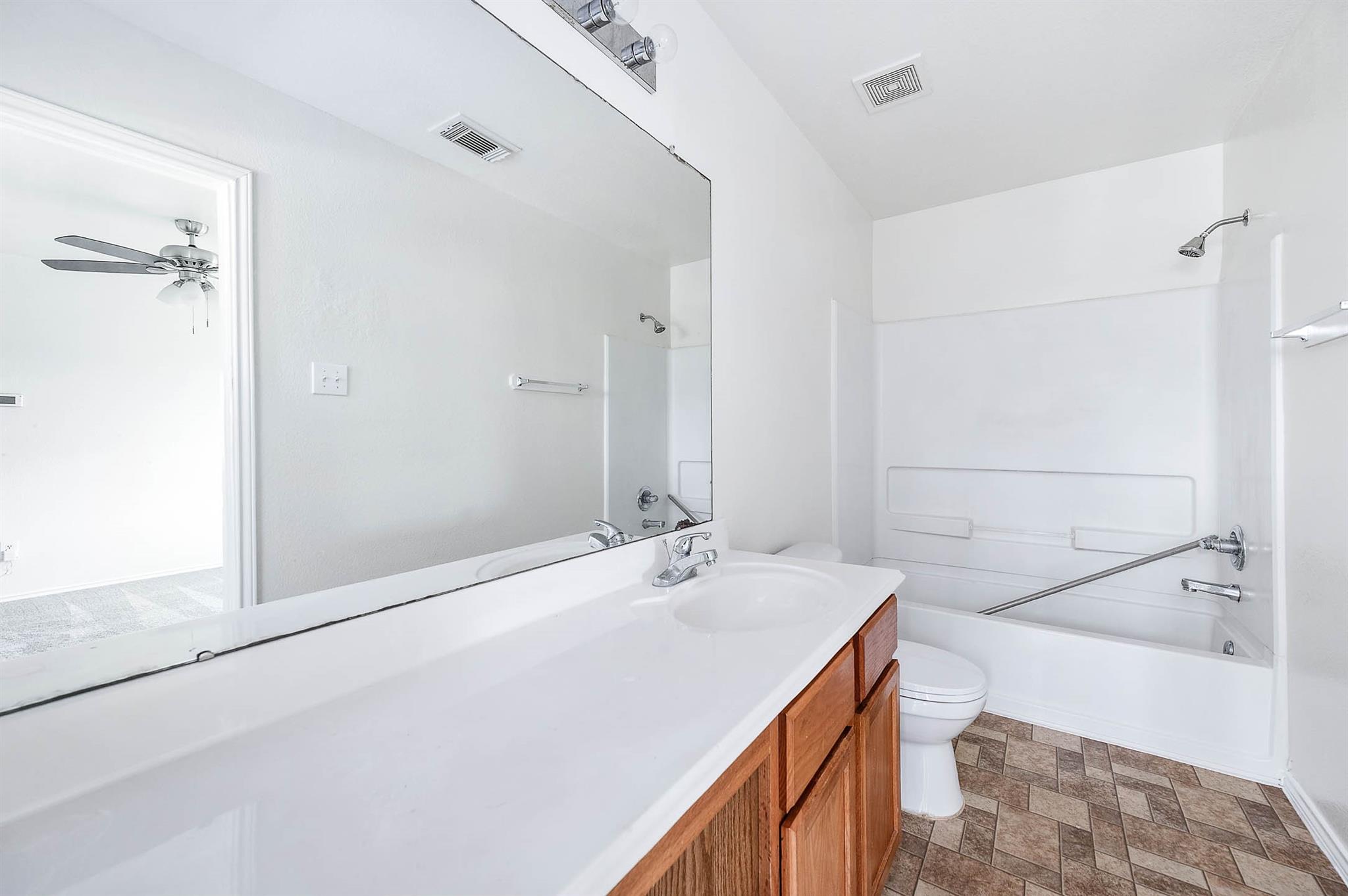 4114 Heritagestone Drive Property Photo 18
