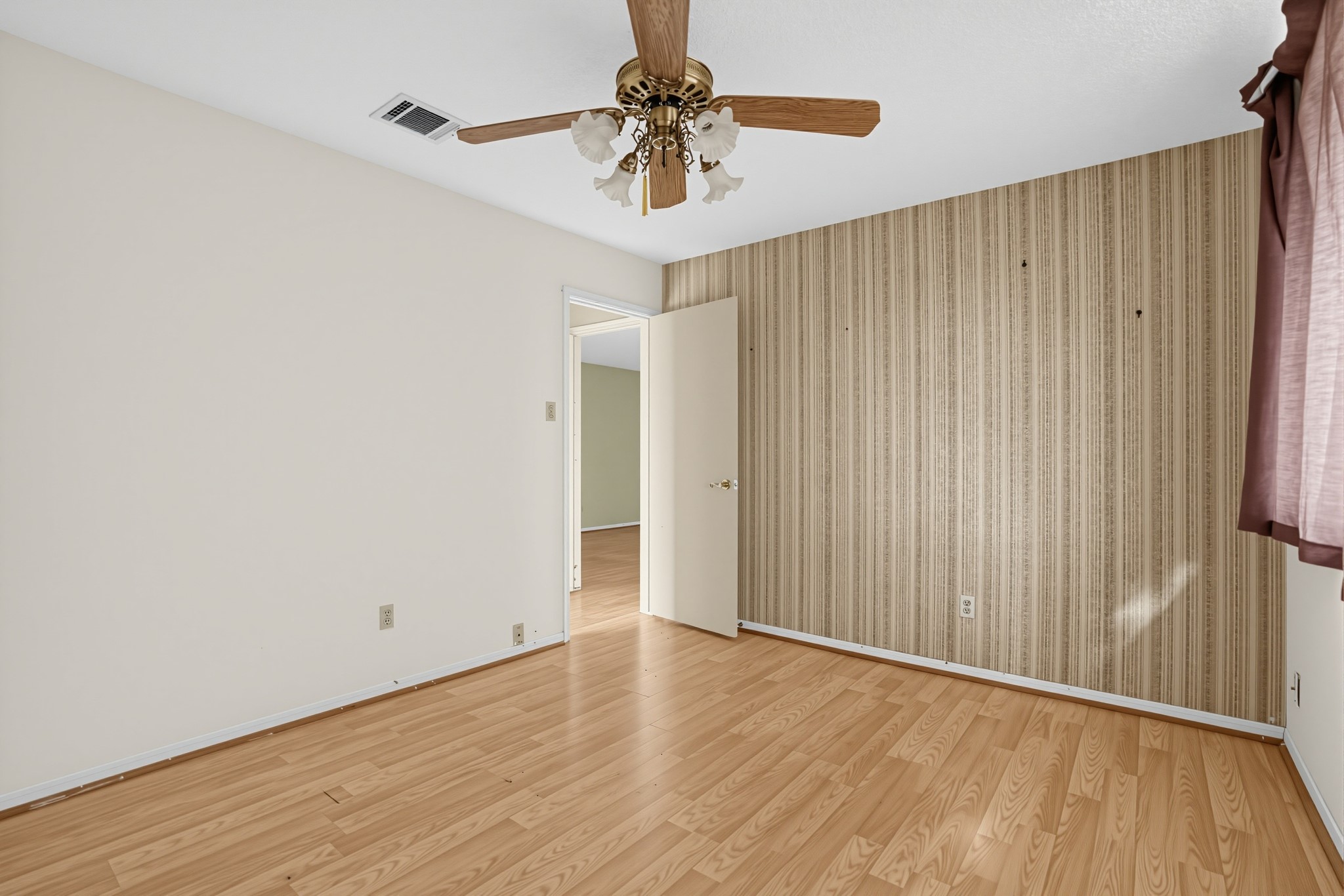 17623 Crestline Road Property Photo 20