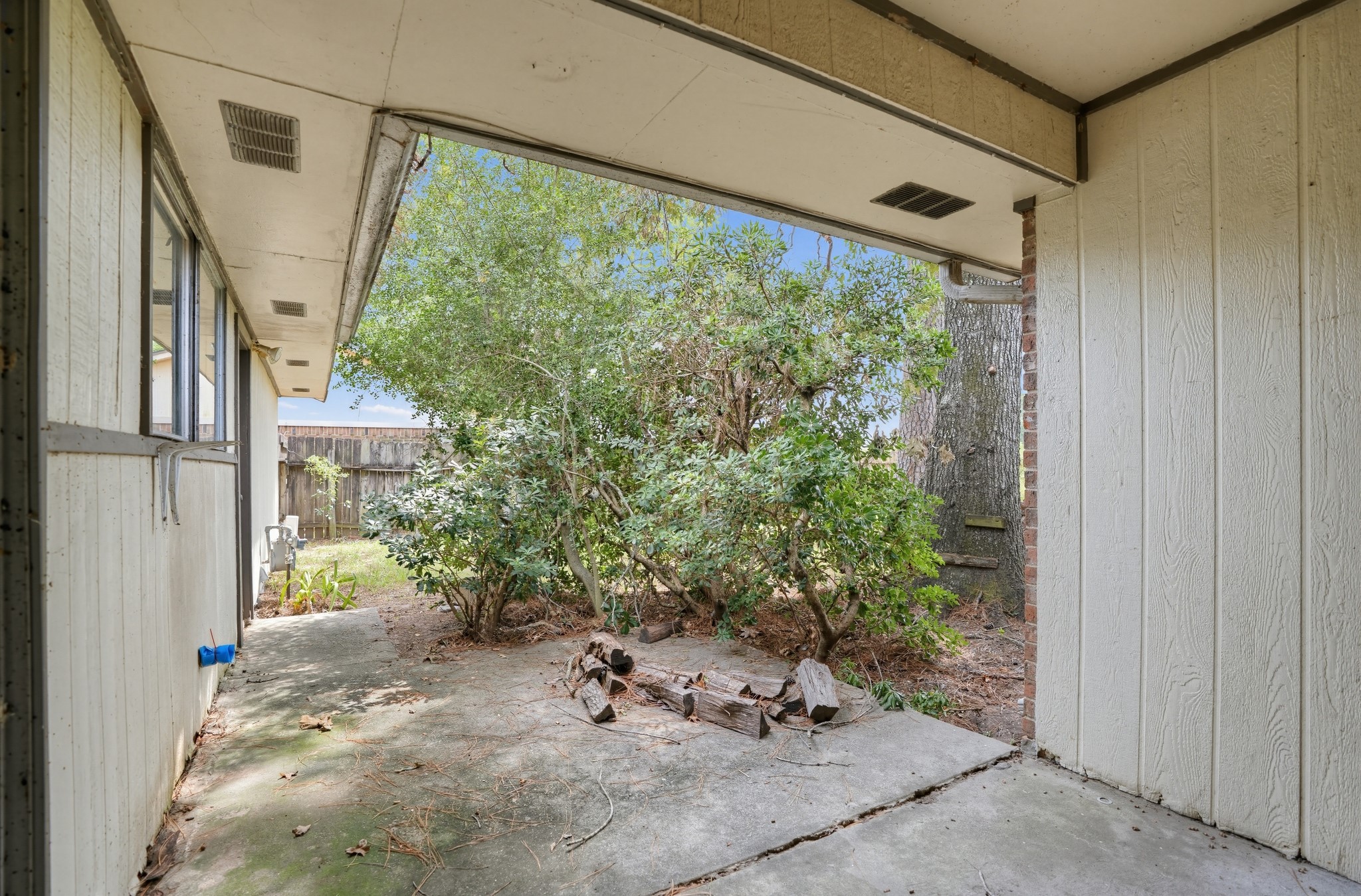 17623 Crestline Road Property Photo 26