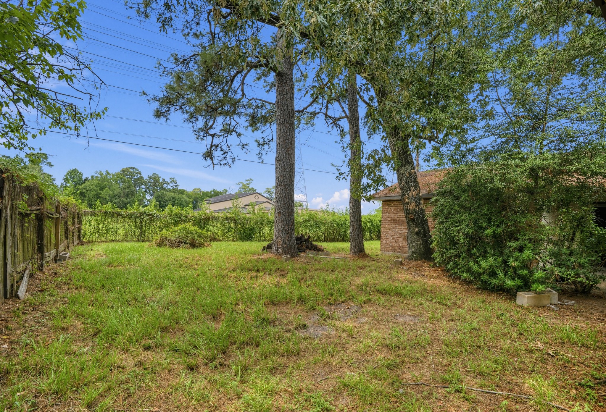 17623 Crestline Road Property Photo 29