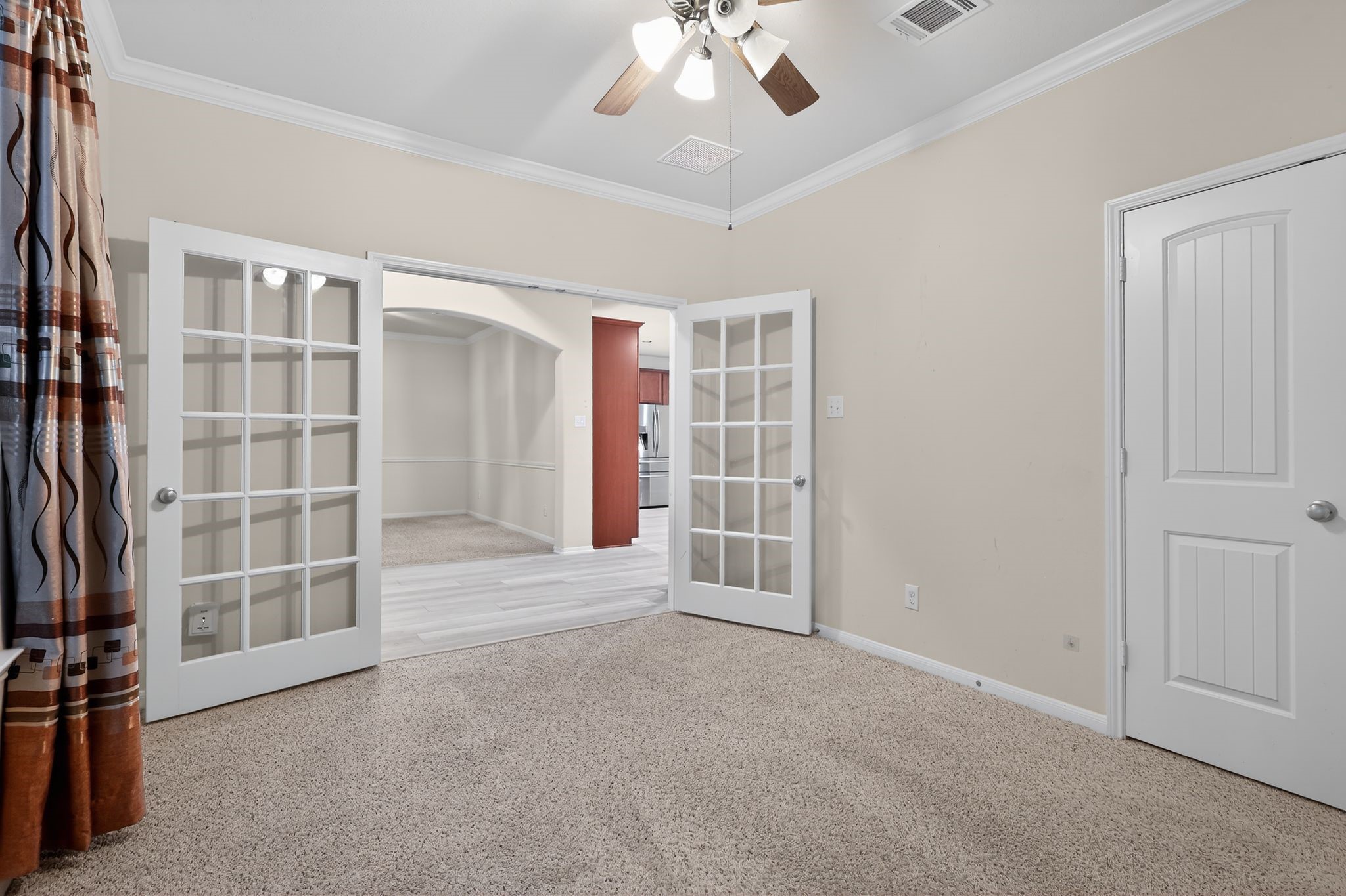 2608 Holbrook Springs Lane Property Photo 6
