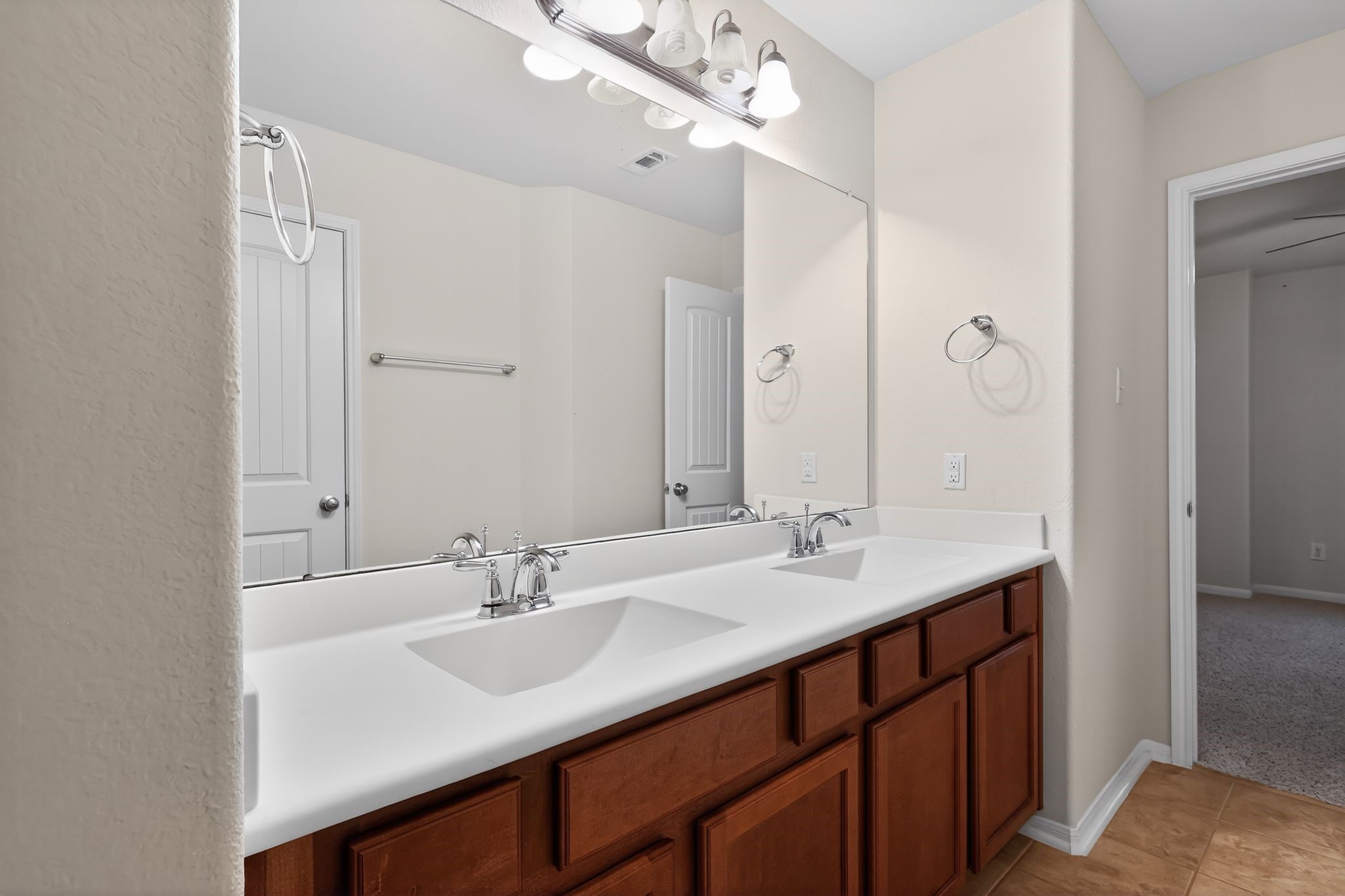 2608 Holbrook Springs Lane Property Photo 34