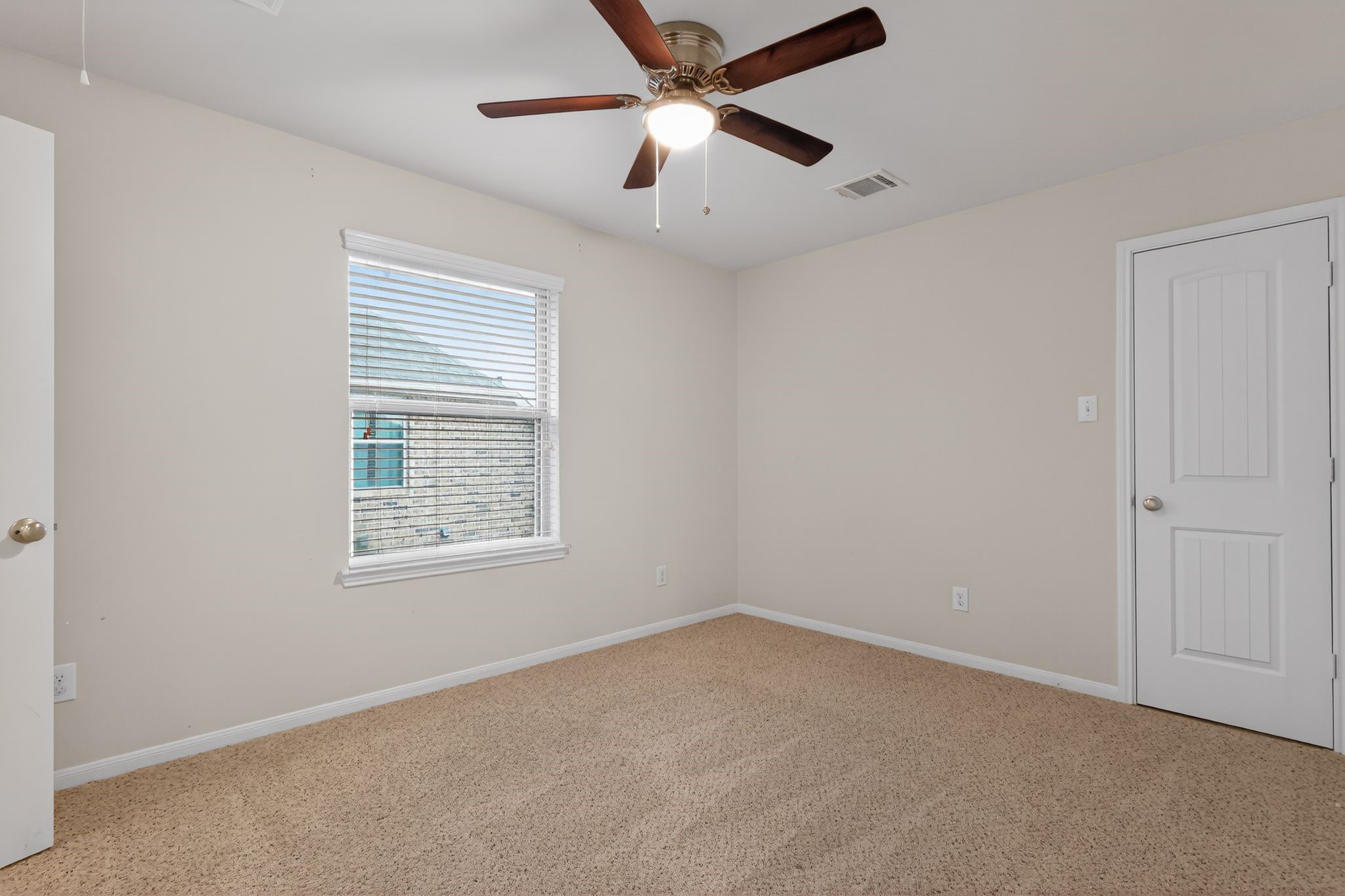 2608 Holbrook Springs Lane Property Photo 37