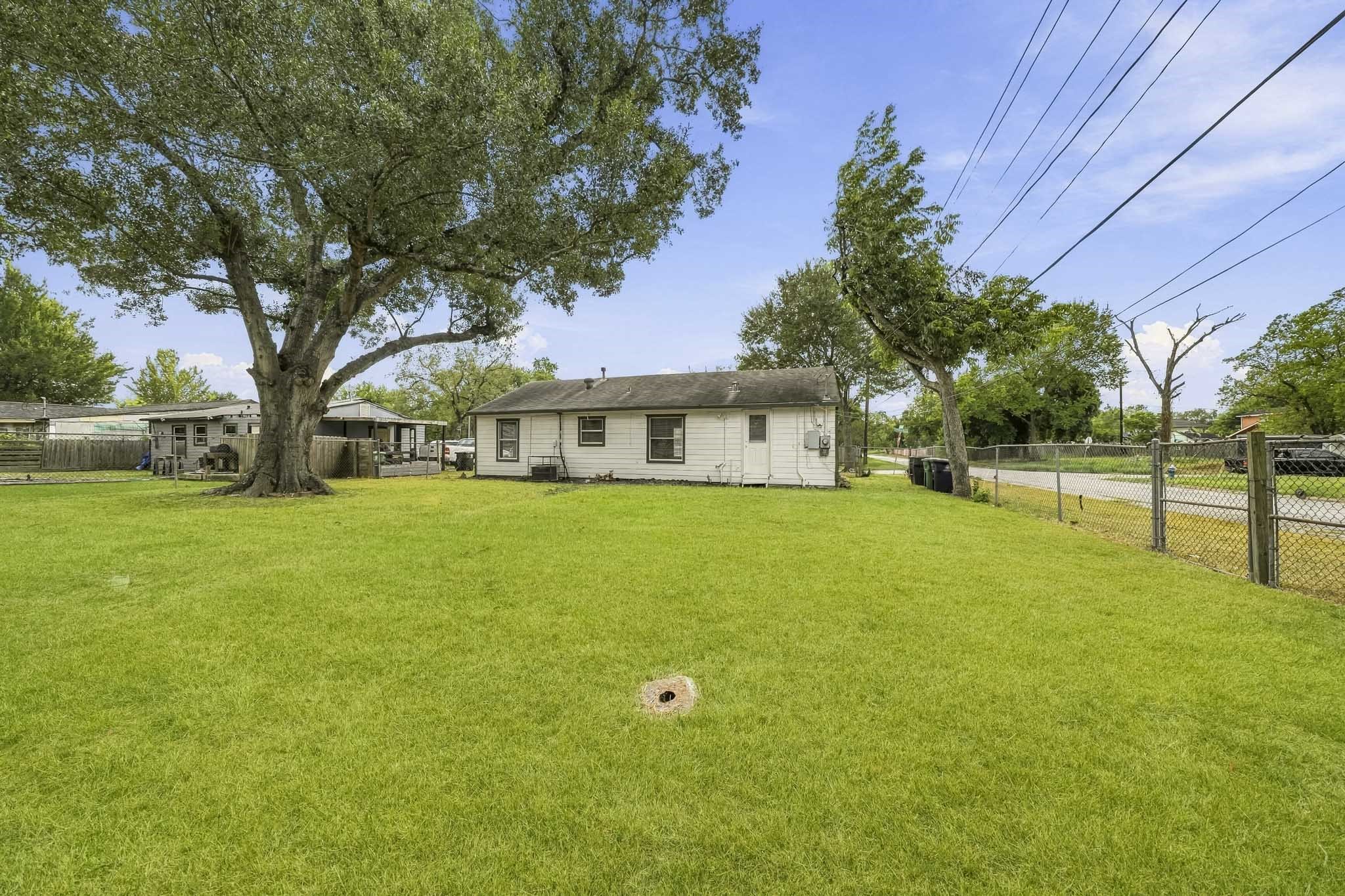 5303 Ridgeway Drive Property Photo 10