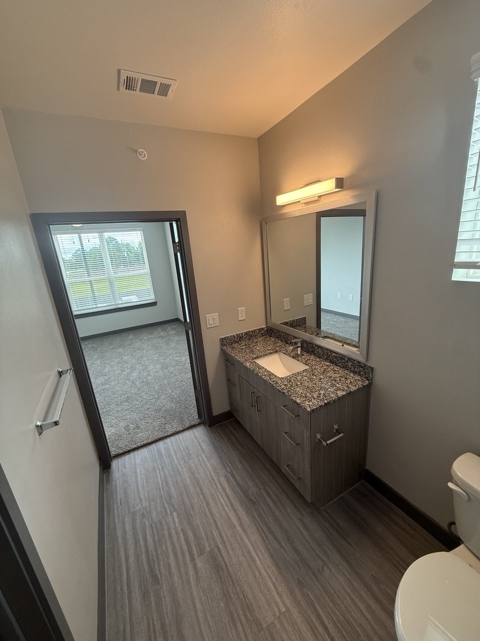 17448 N Eldridge Parkway 7202 Property Photo 10