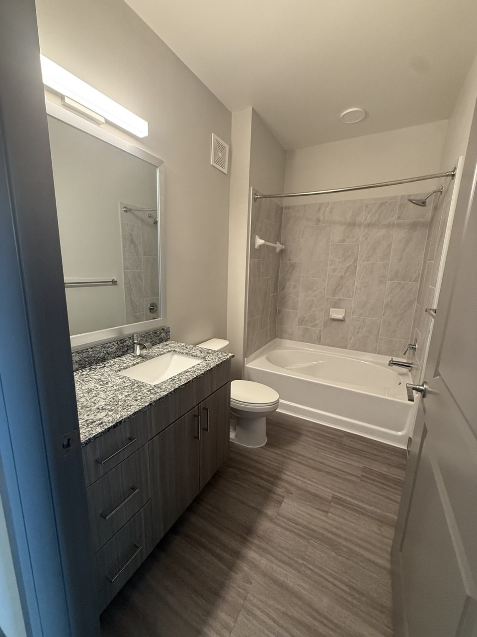17448 N Eldridge Parkway 7202 Property Photo 13