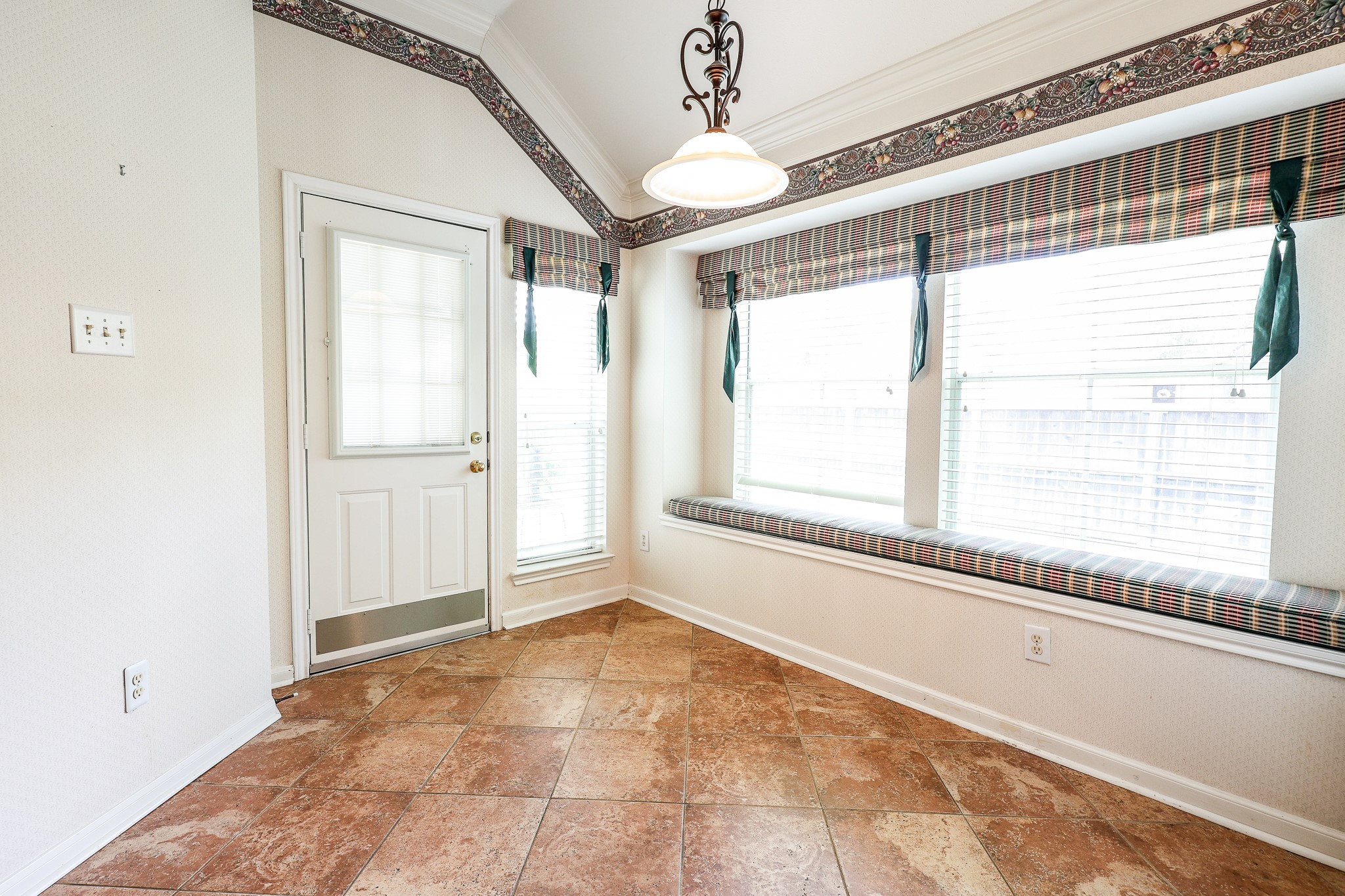 1723 Teal Brook Lane Property Photo 12