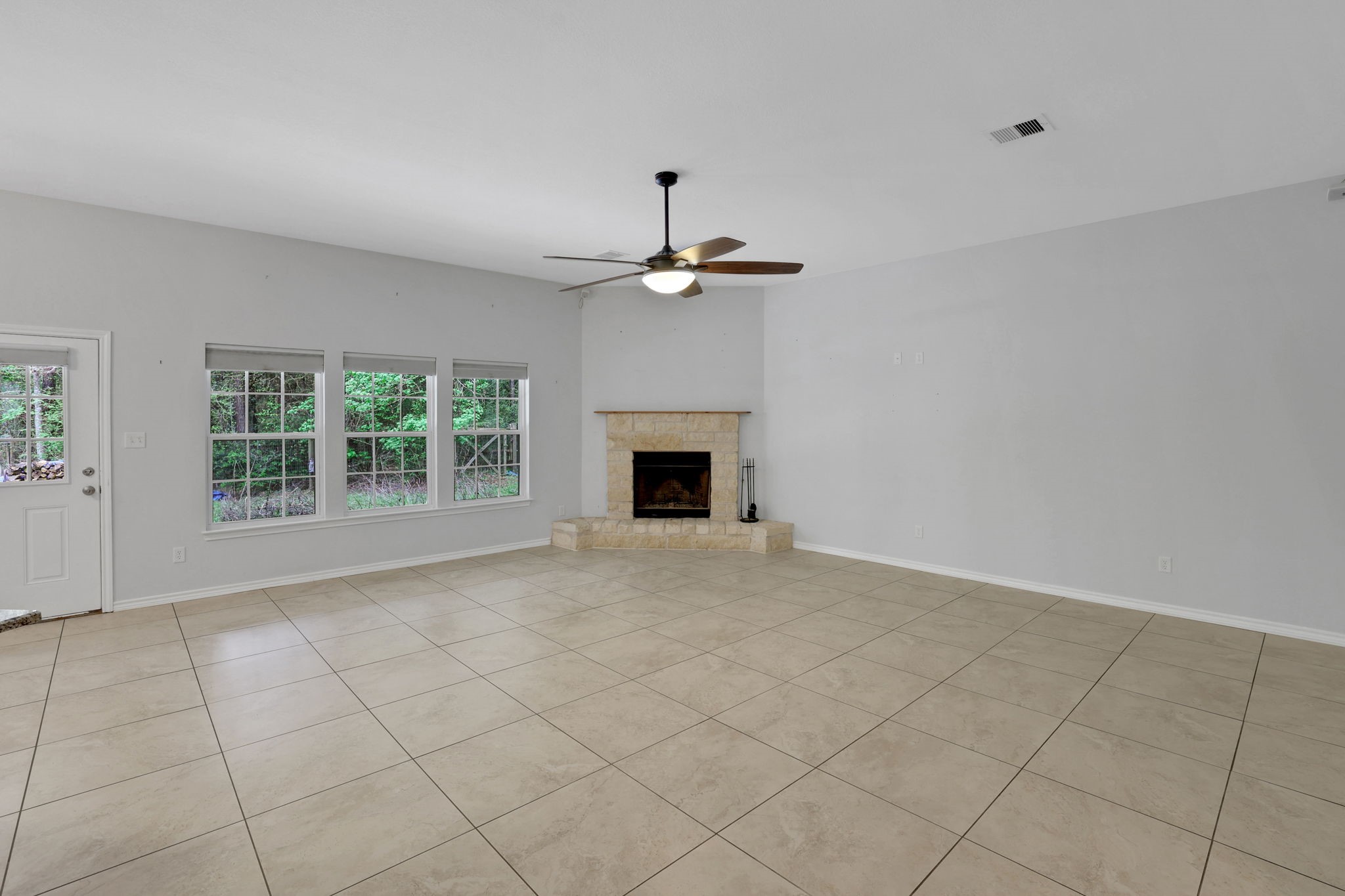 1290 Spring Ridge Road Property Photo 11
