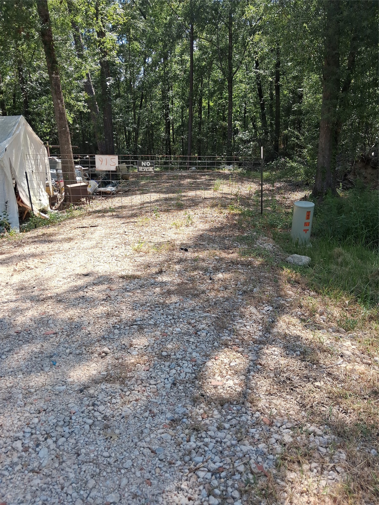 915 Meridian Property Photo 7