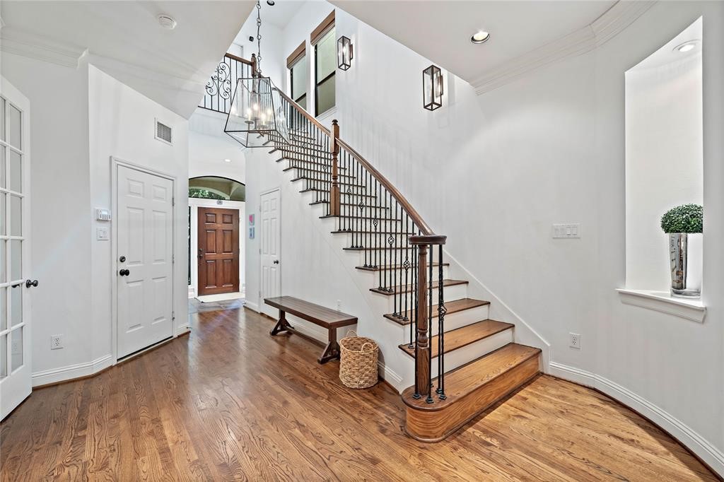 5339 Mcculloch Circle Property Photo 4