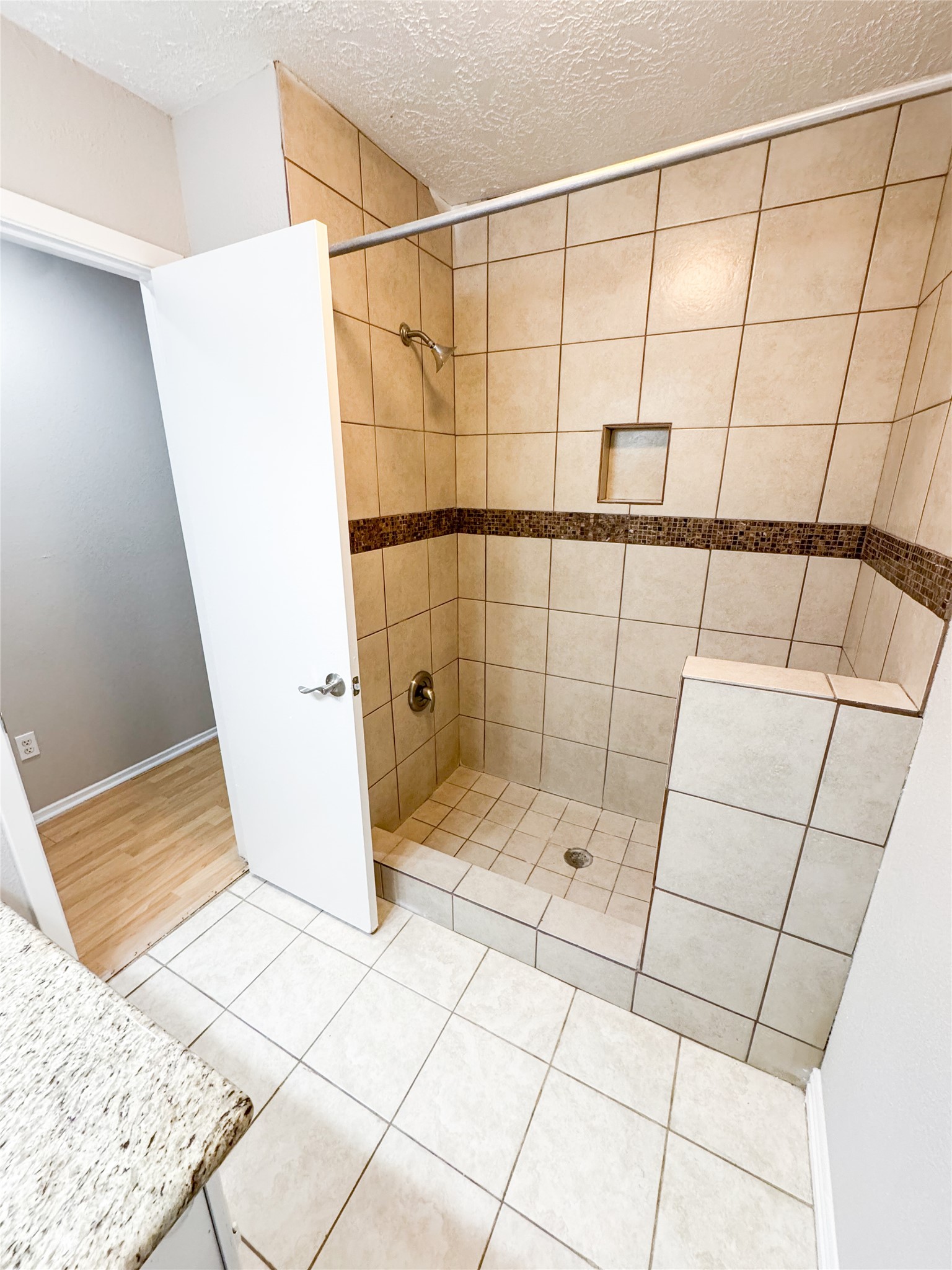 8075 Split Pine Drive Property Photo 14