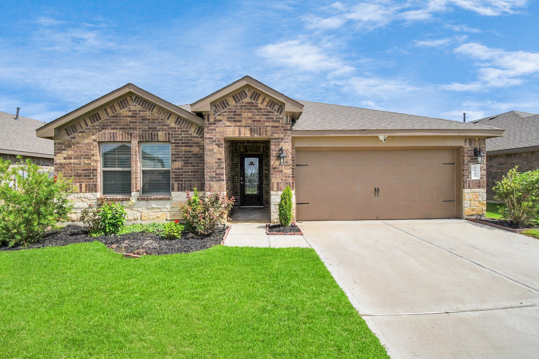 3943 Canyon Shore Lane Property Photo 1