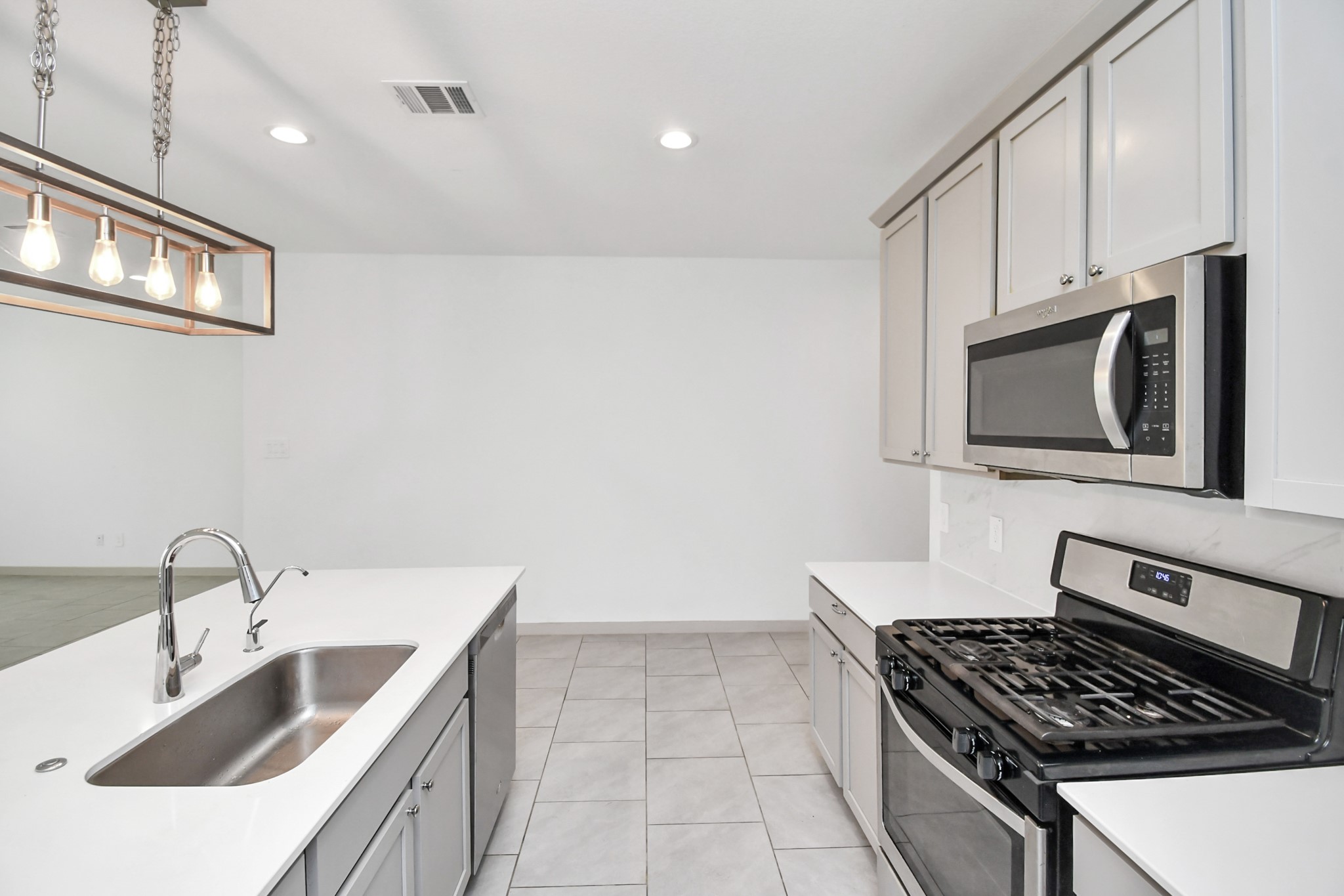 3943 Canyon Shore Lane Property Photo 11