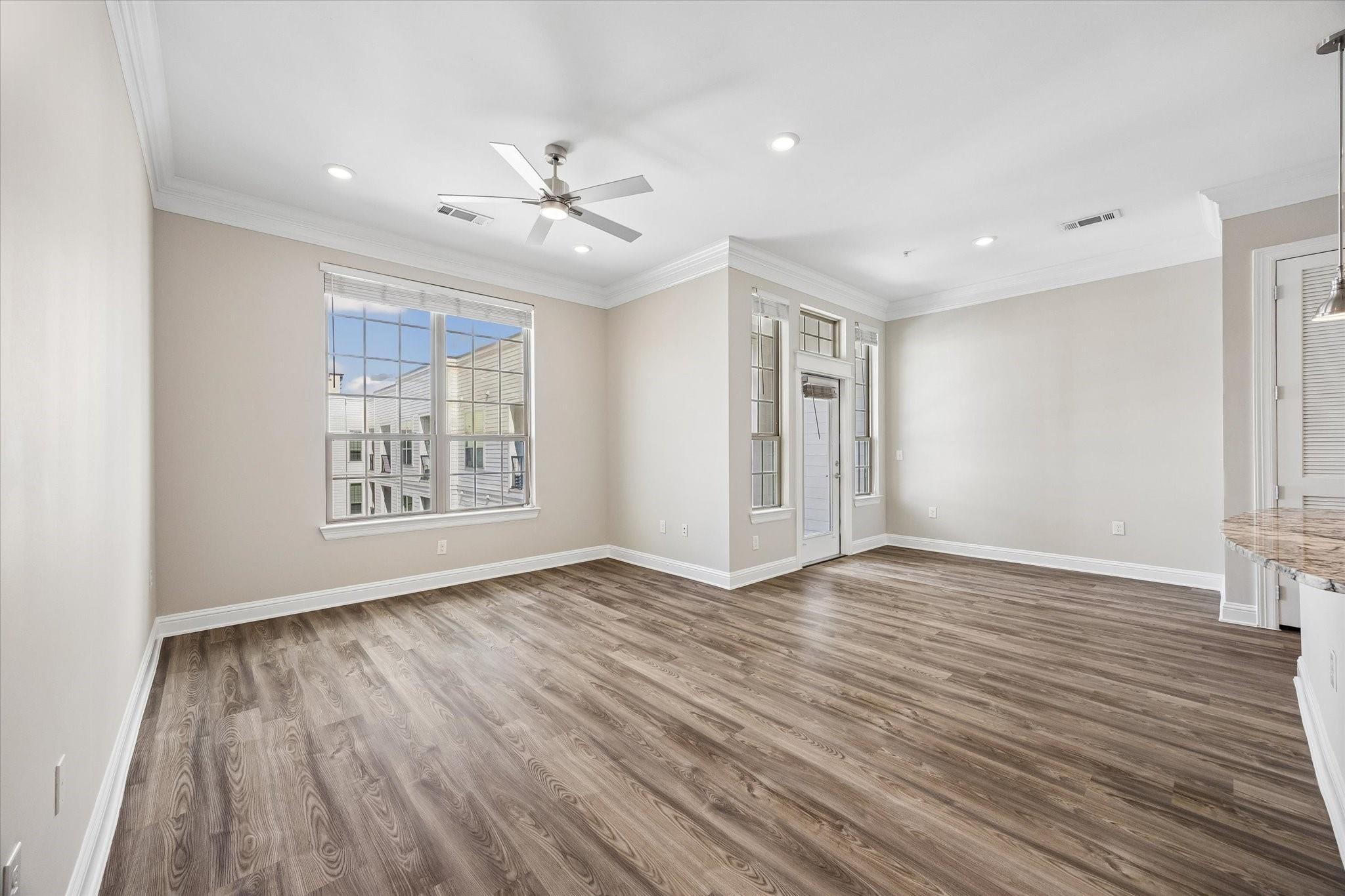 2111 Austin Street 628 Property Photo 4