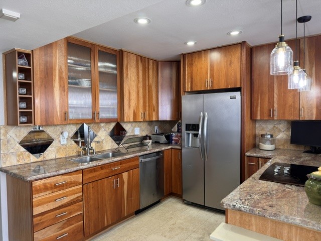 2016 Main Street 1807 Property Photo 4