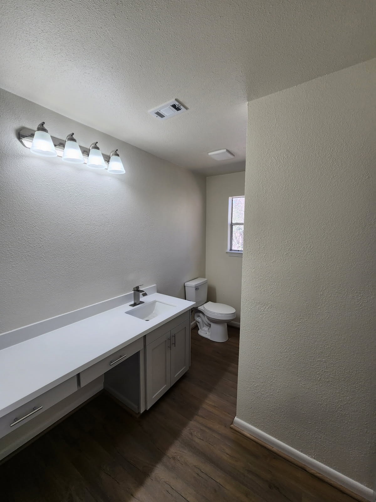 983 Triple Creek Loop Property Photo 9