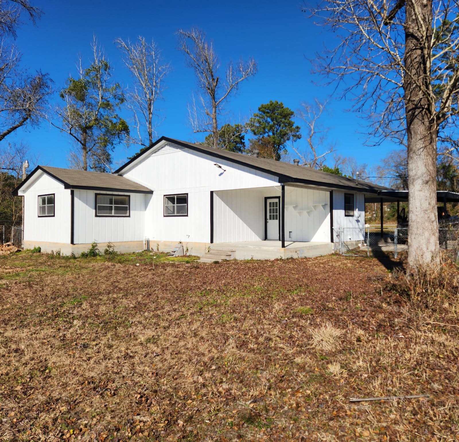 983 Triple Creek Loop Property Photo 14
