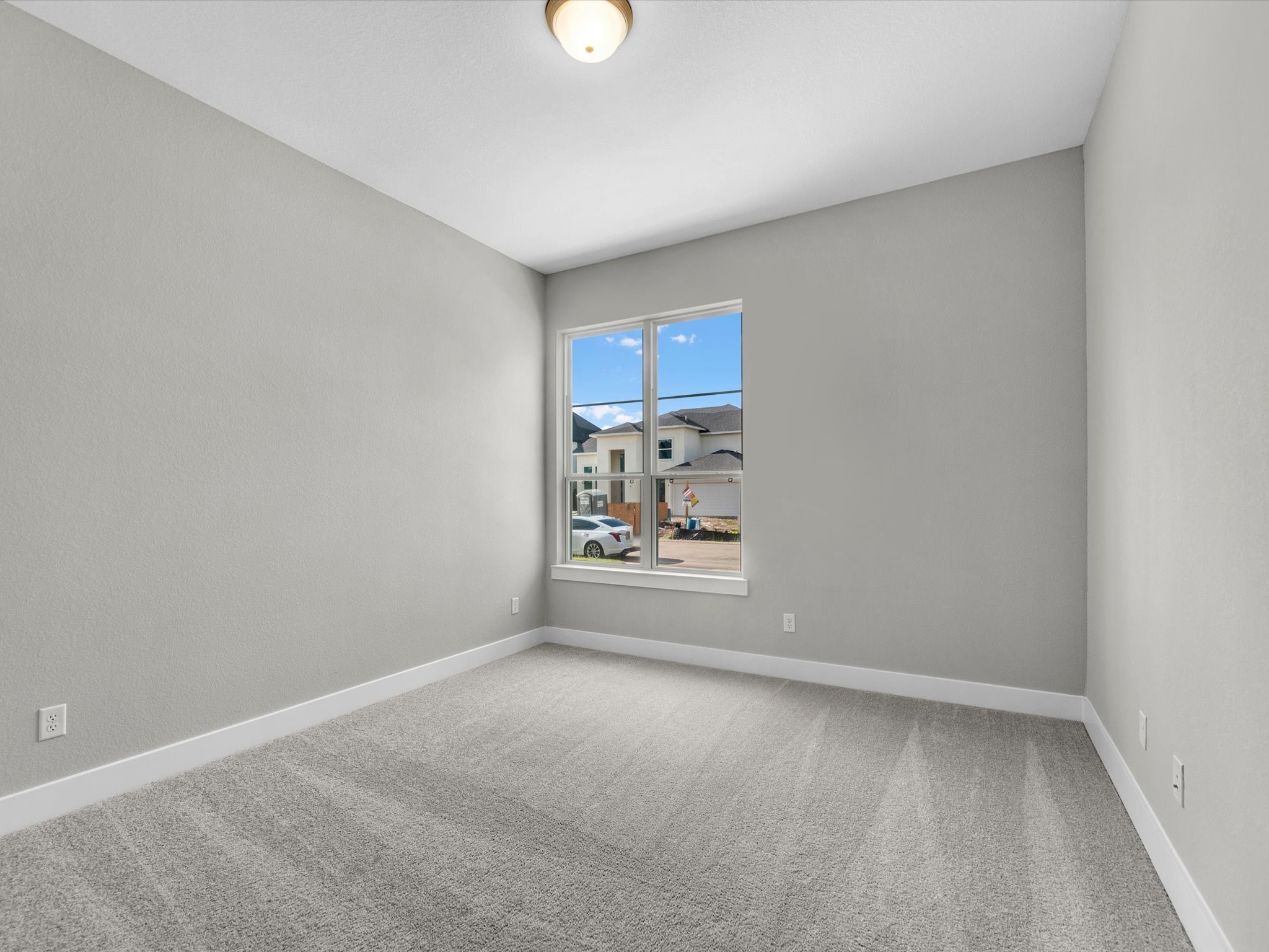 18422 Red Dahlia Road Property Photo 13