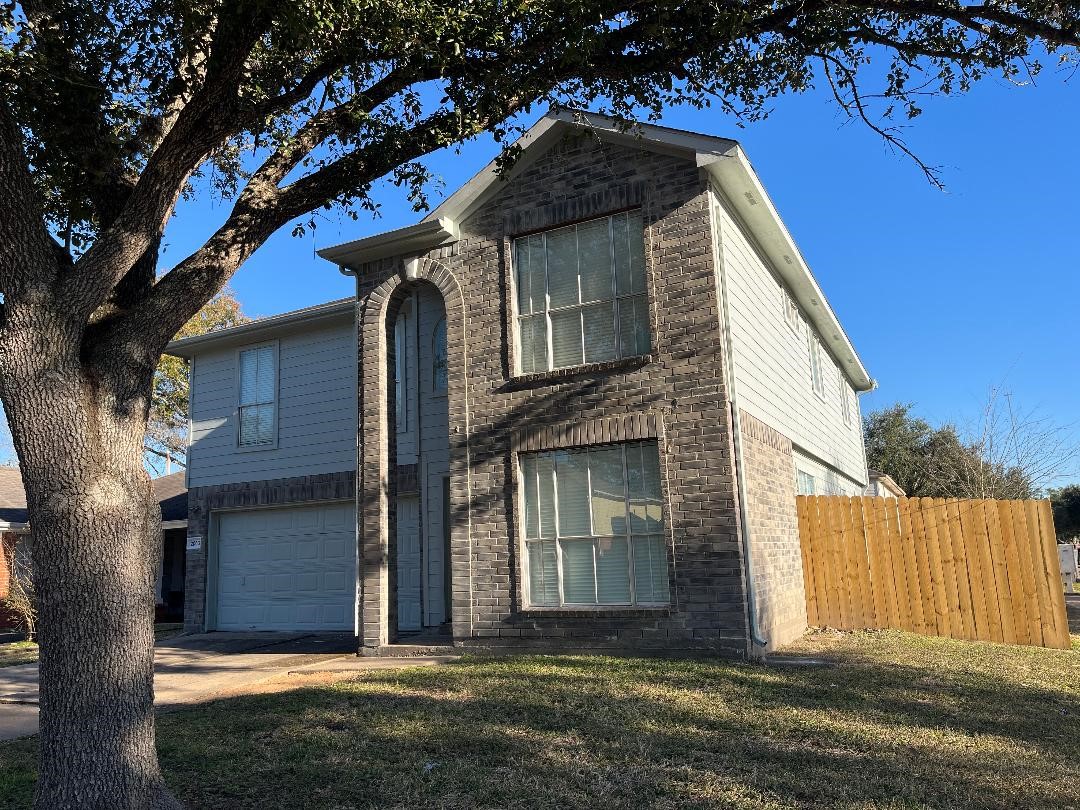 2063 Greencrest Drive Property Photo 1