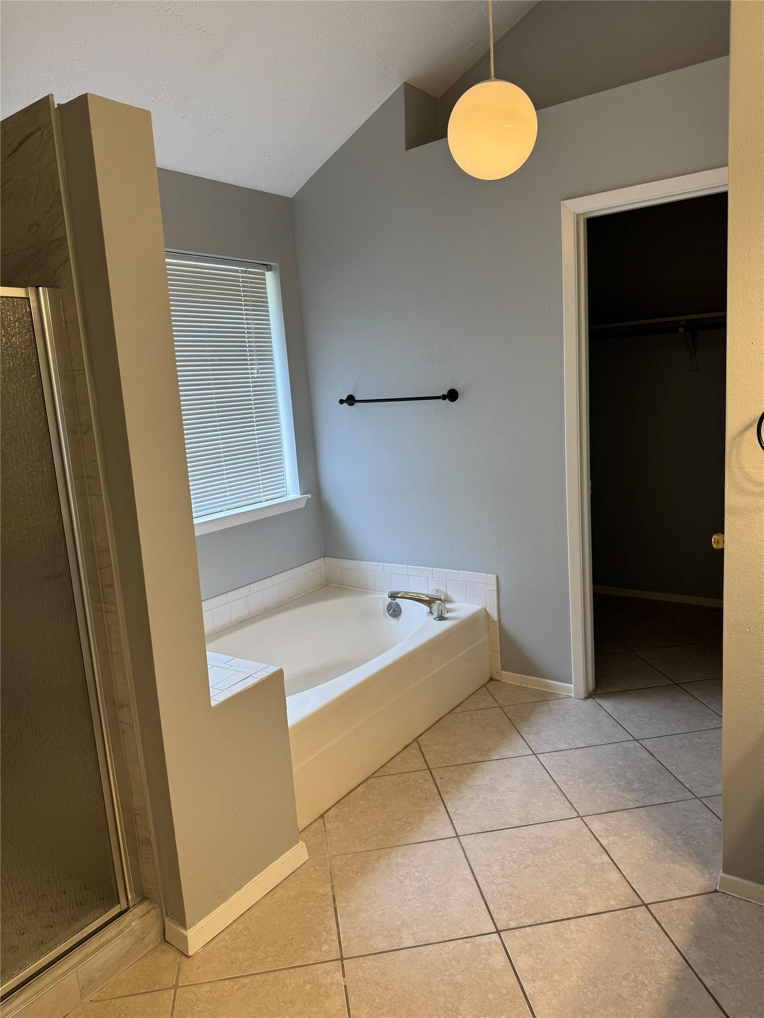 4207 Maple Cross Drive Property Photo 15
