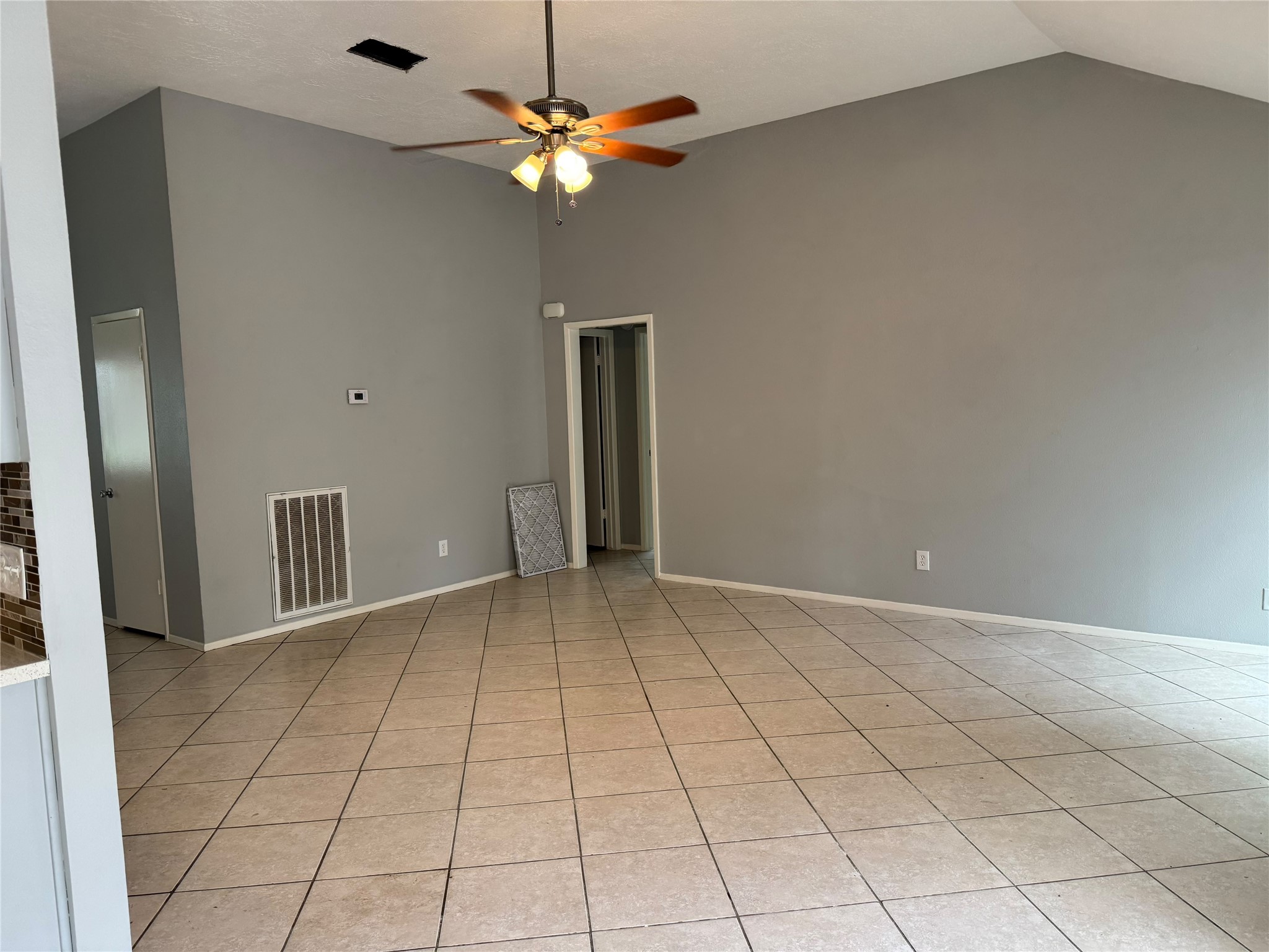 4207 Maple Cross Drive Property Photo 16