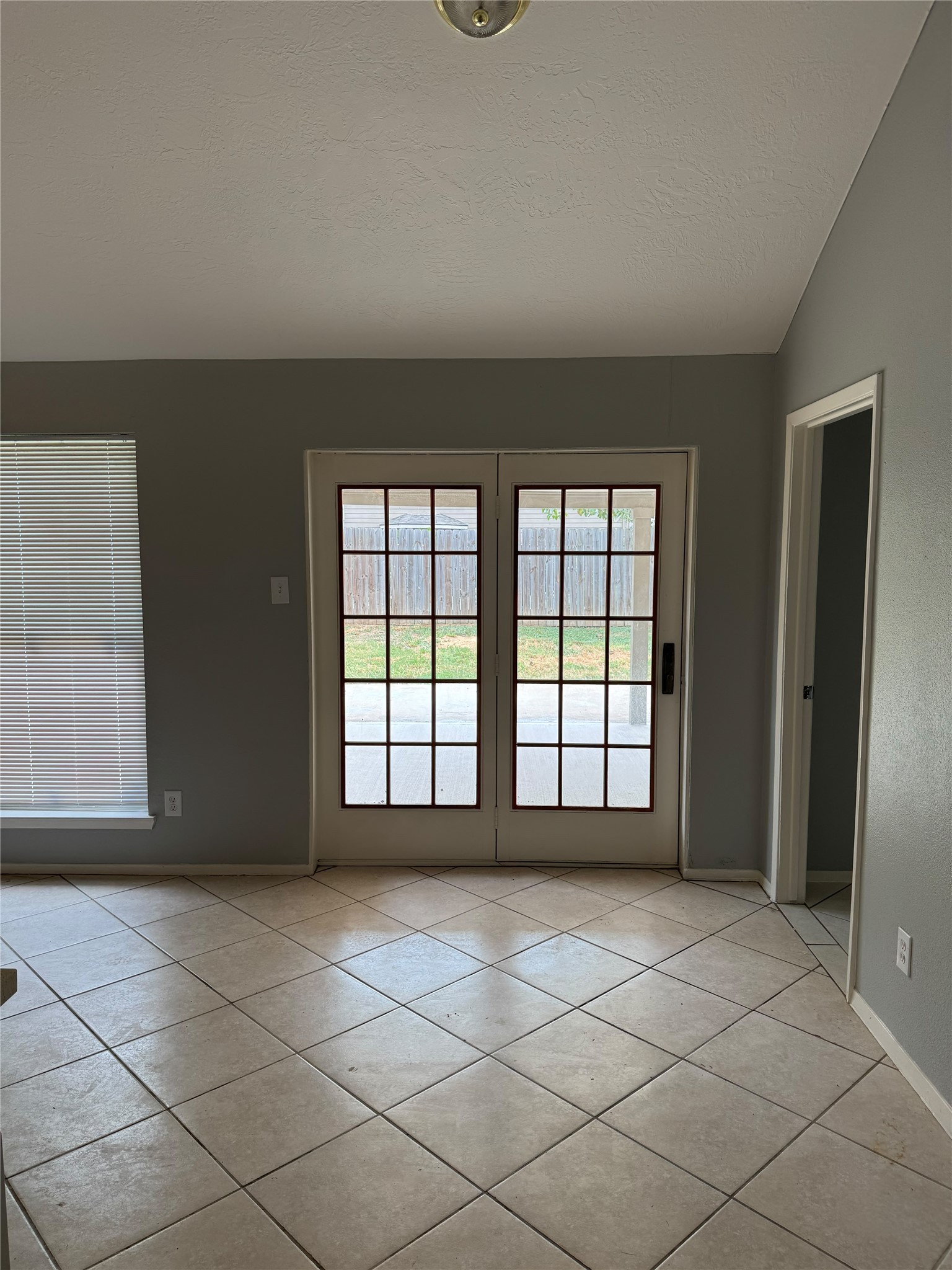 4207 Maple Cross Drive Property Photo 25