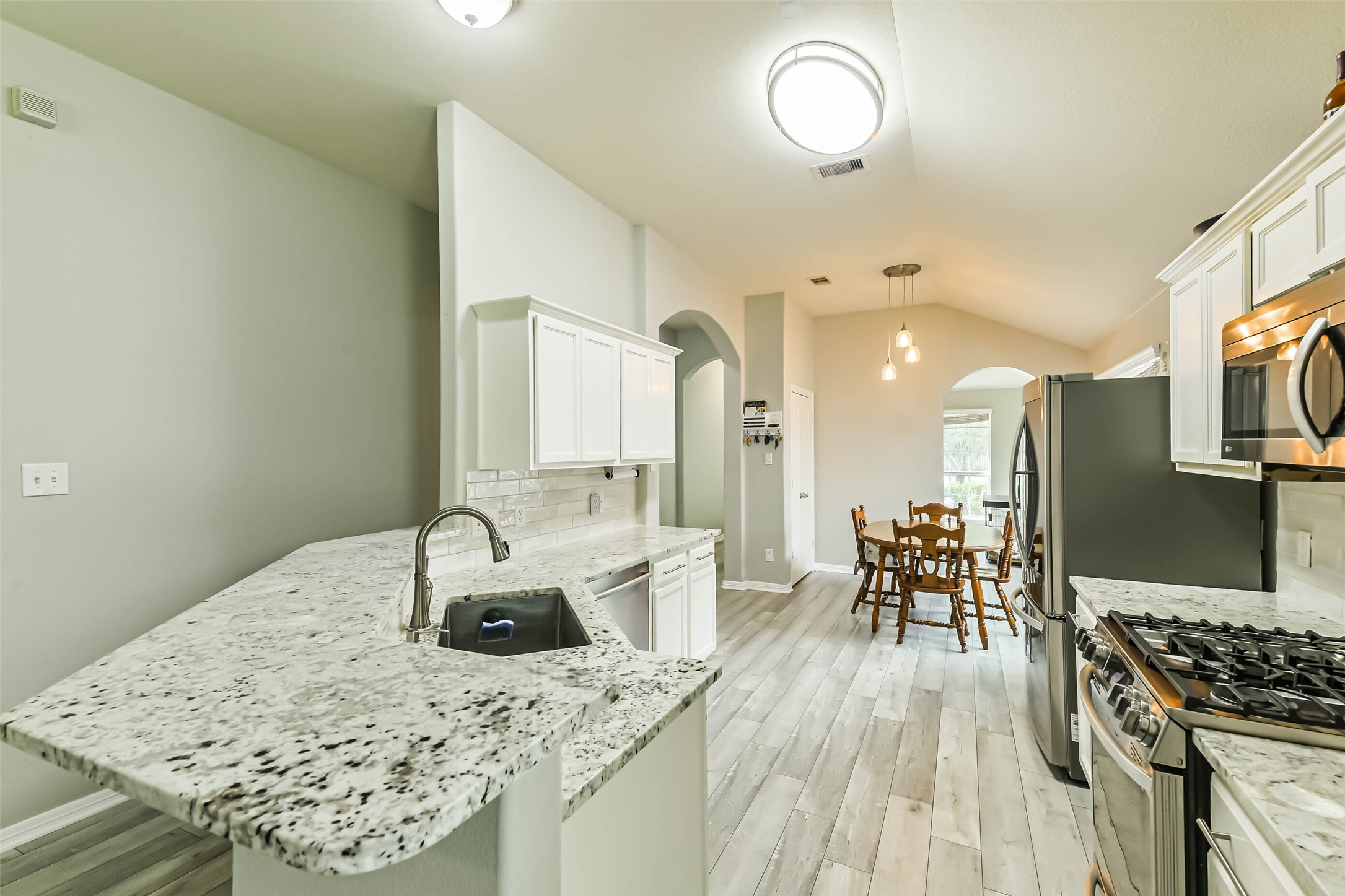 18606 Walden Glen Circle Property Photo 11