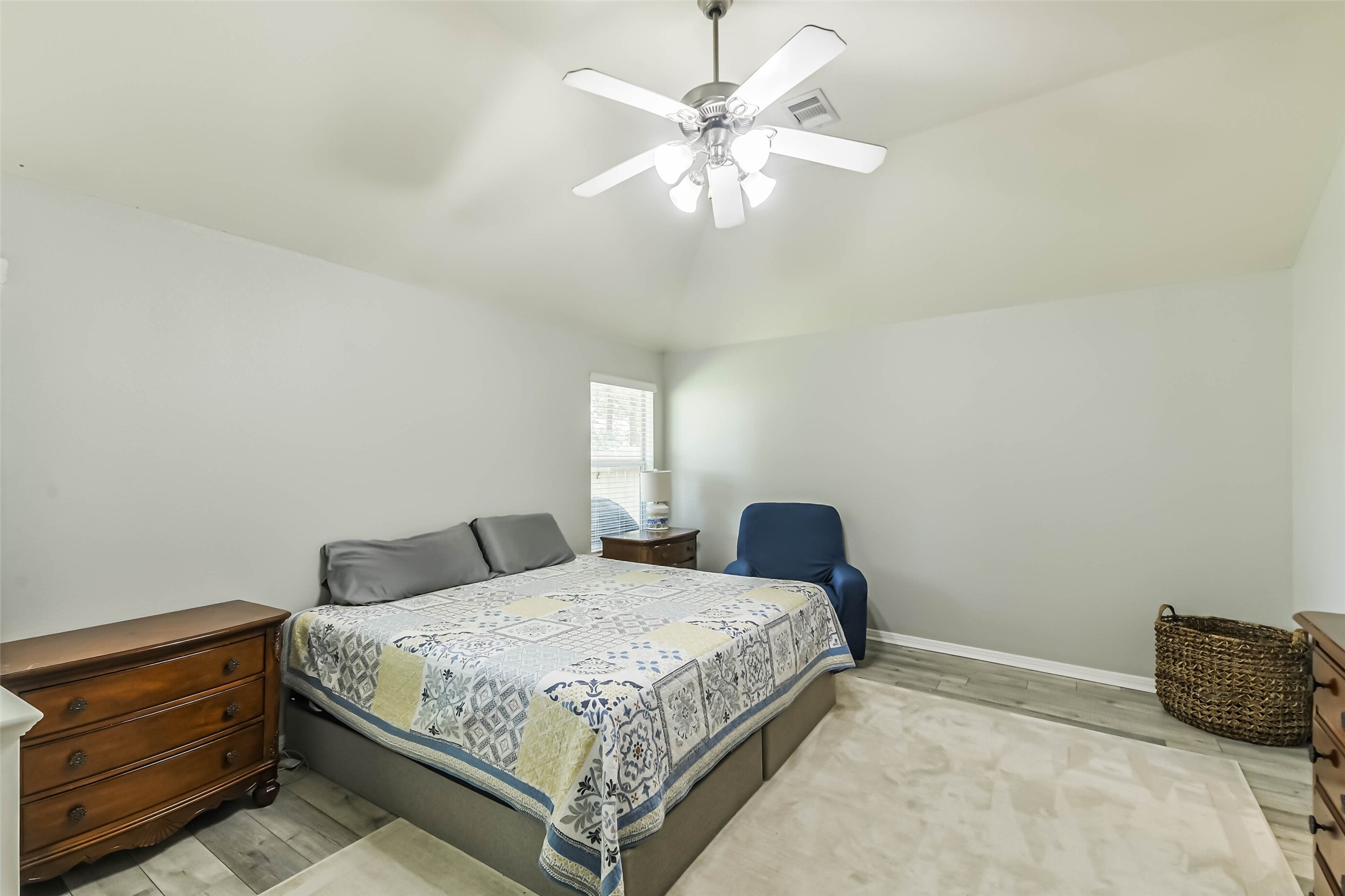 18606 Walden Glen Circle Property Photo 22