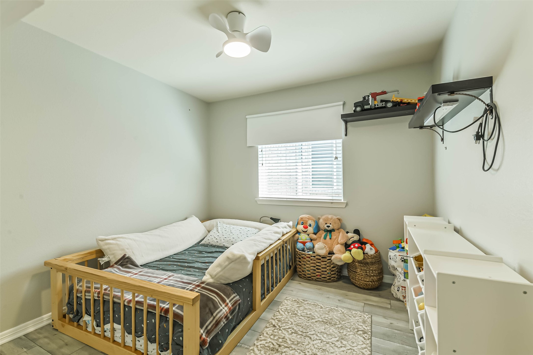 18606 Walden Glen Circle Property Photo 26