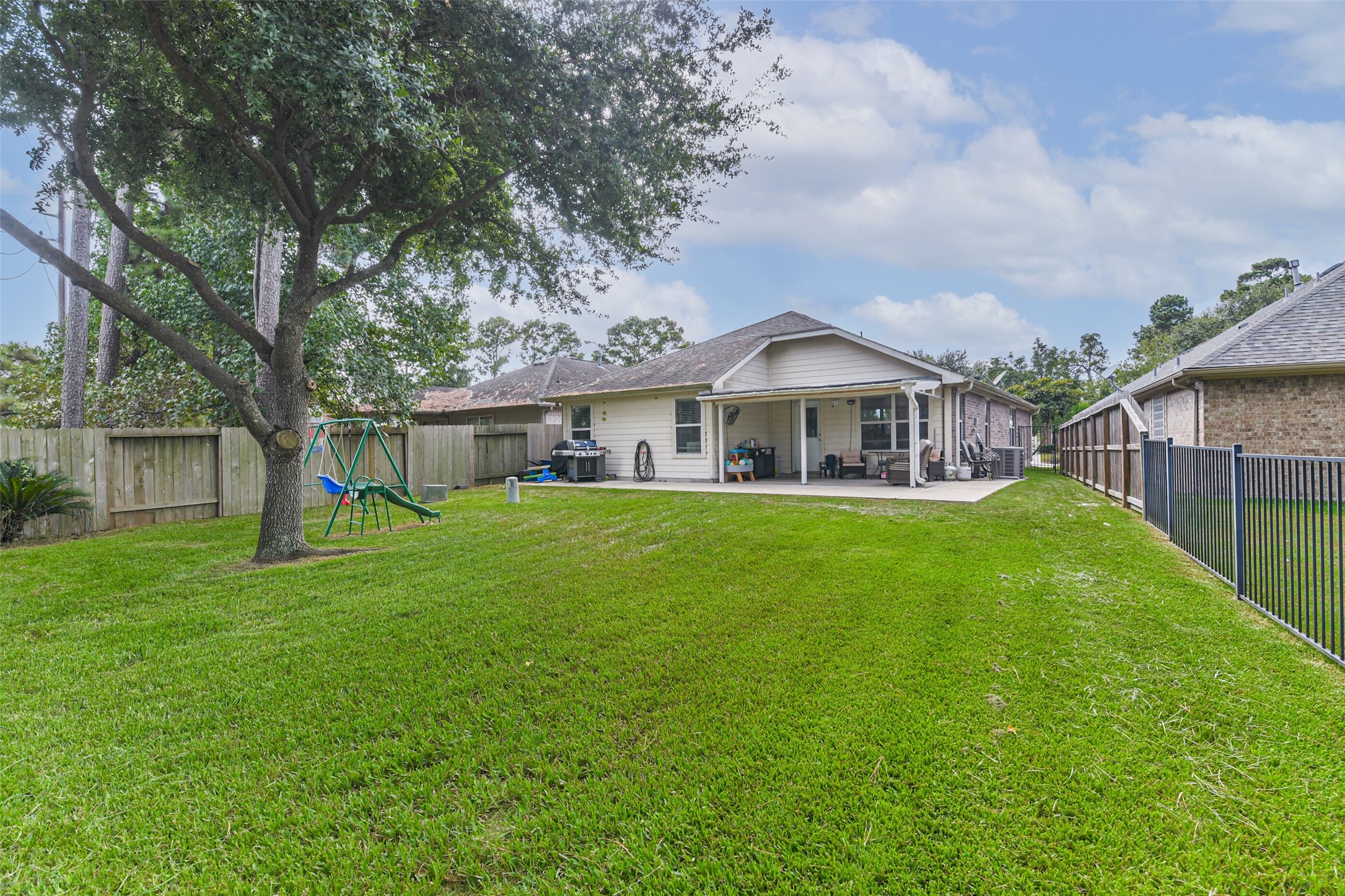 18606 Walden Glen Circle Property Photo 31