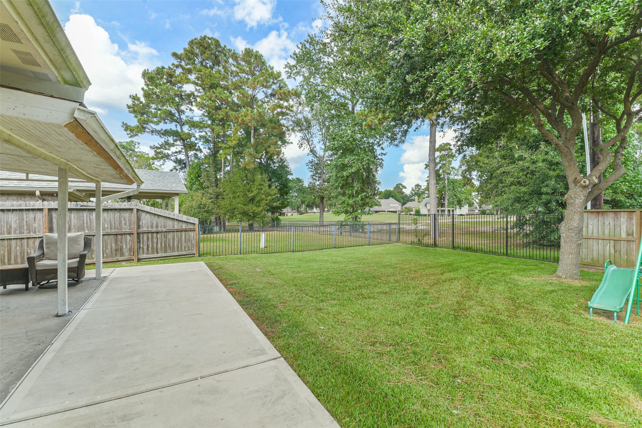 18606 Walden Glen Circle Property Photo 32