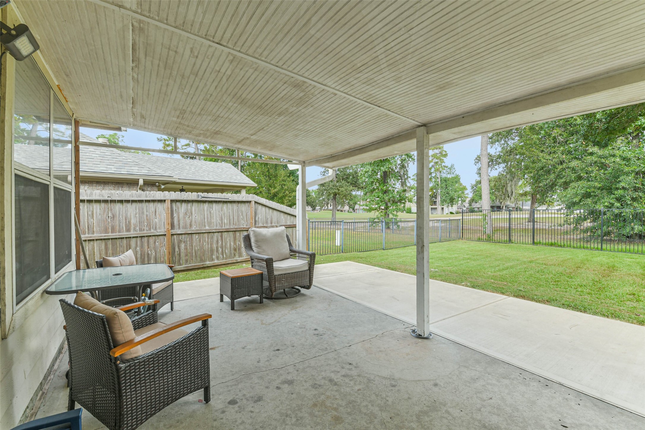 18606 Walden Glen Circle Property Photo 33