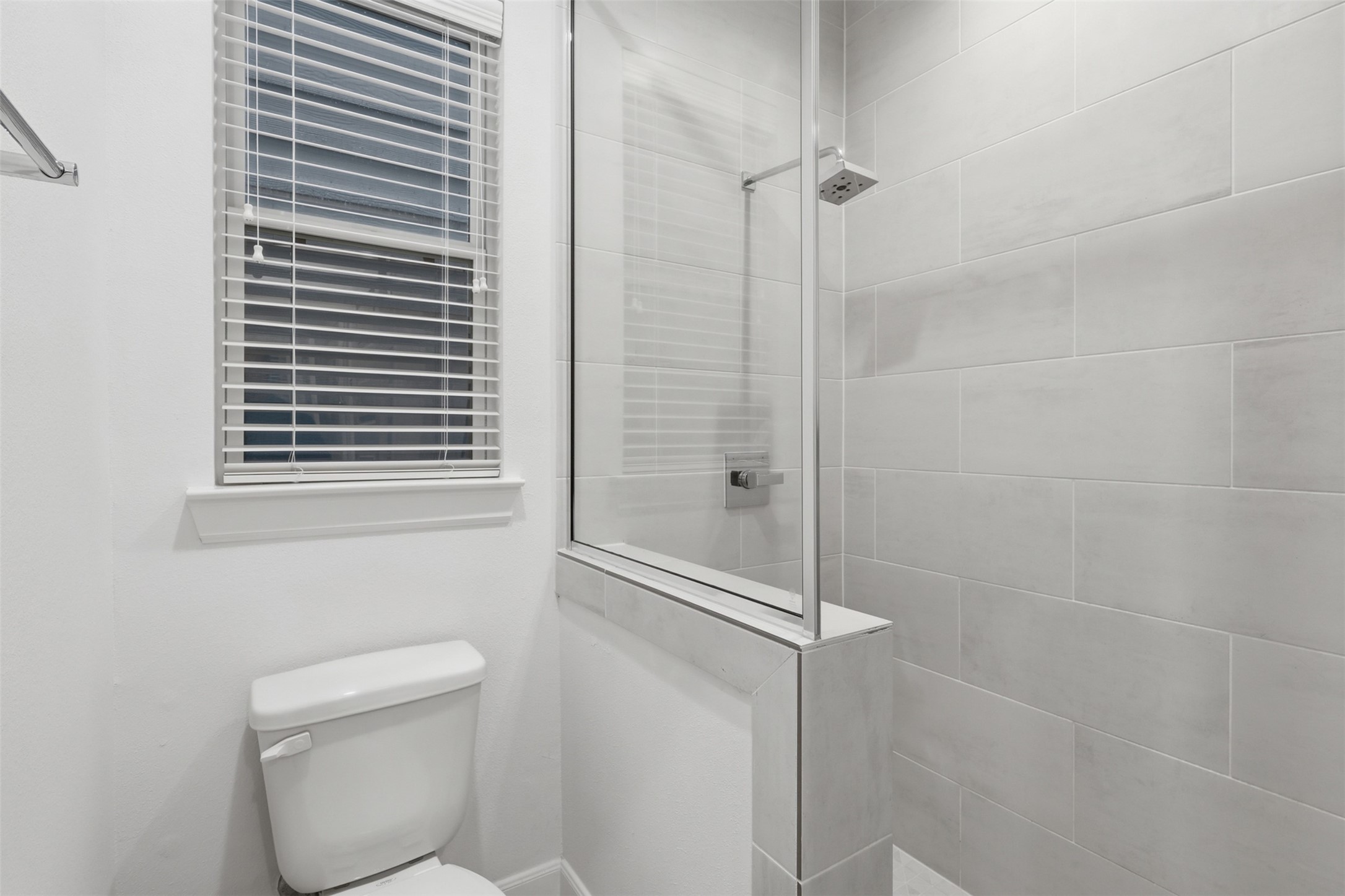 2709 Clinton Drive Property Photo 8