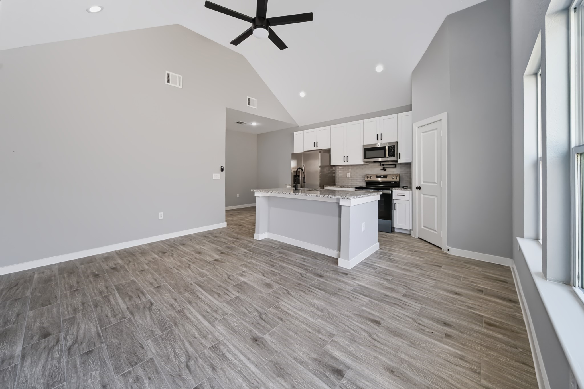 16733 E Hammon Property Photo 7