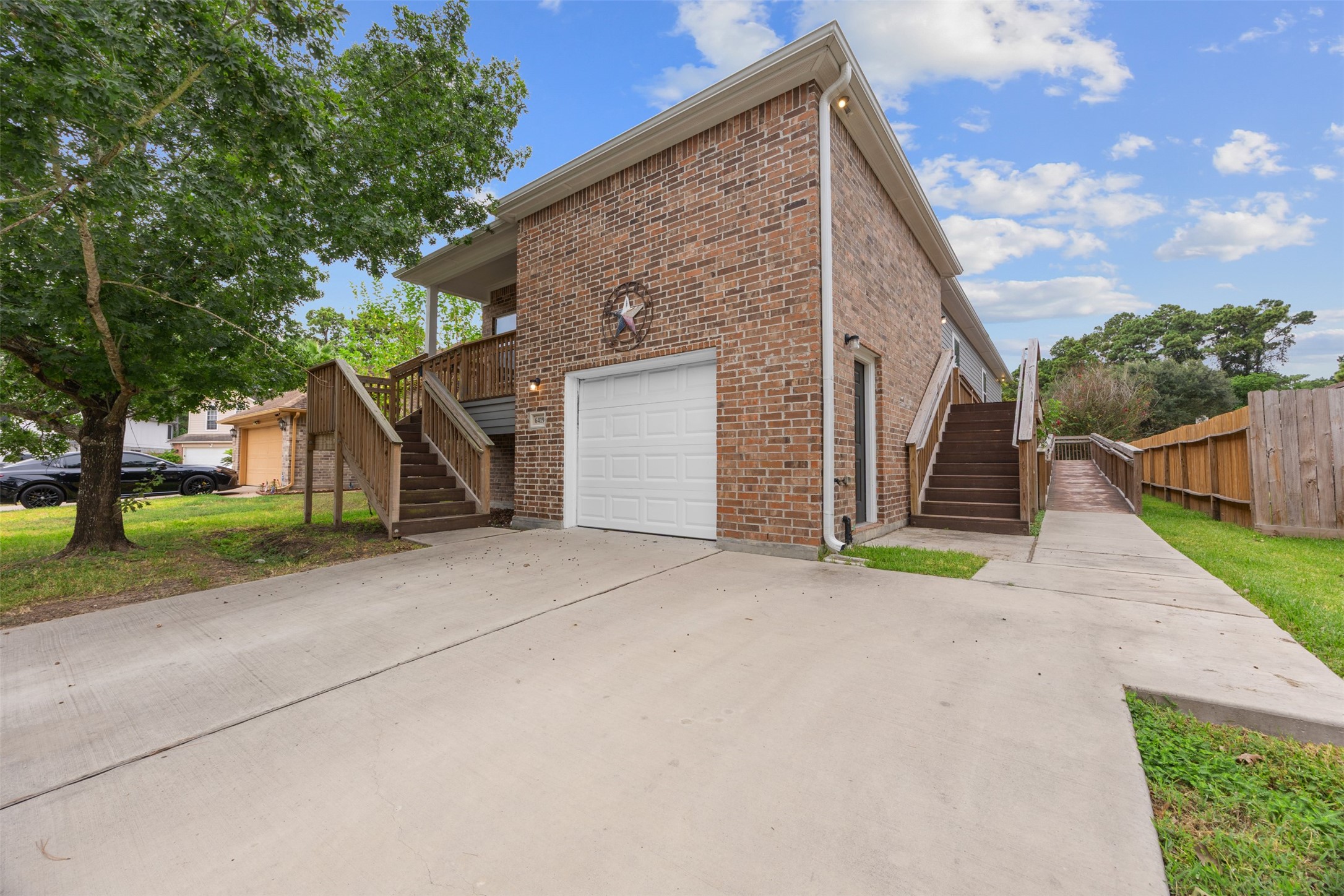 6419 Crim Court Property Photo 1