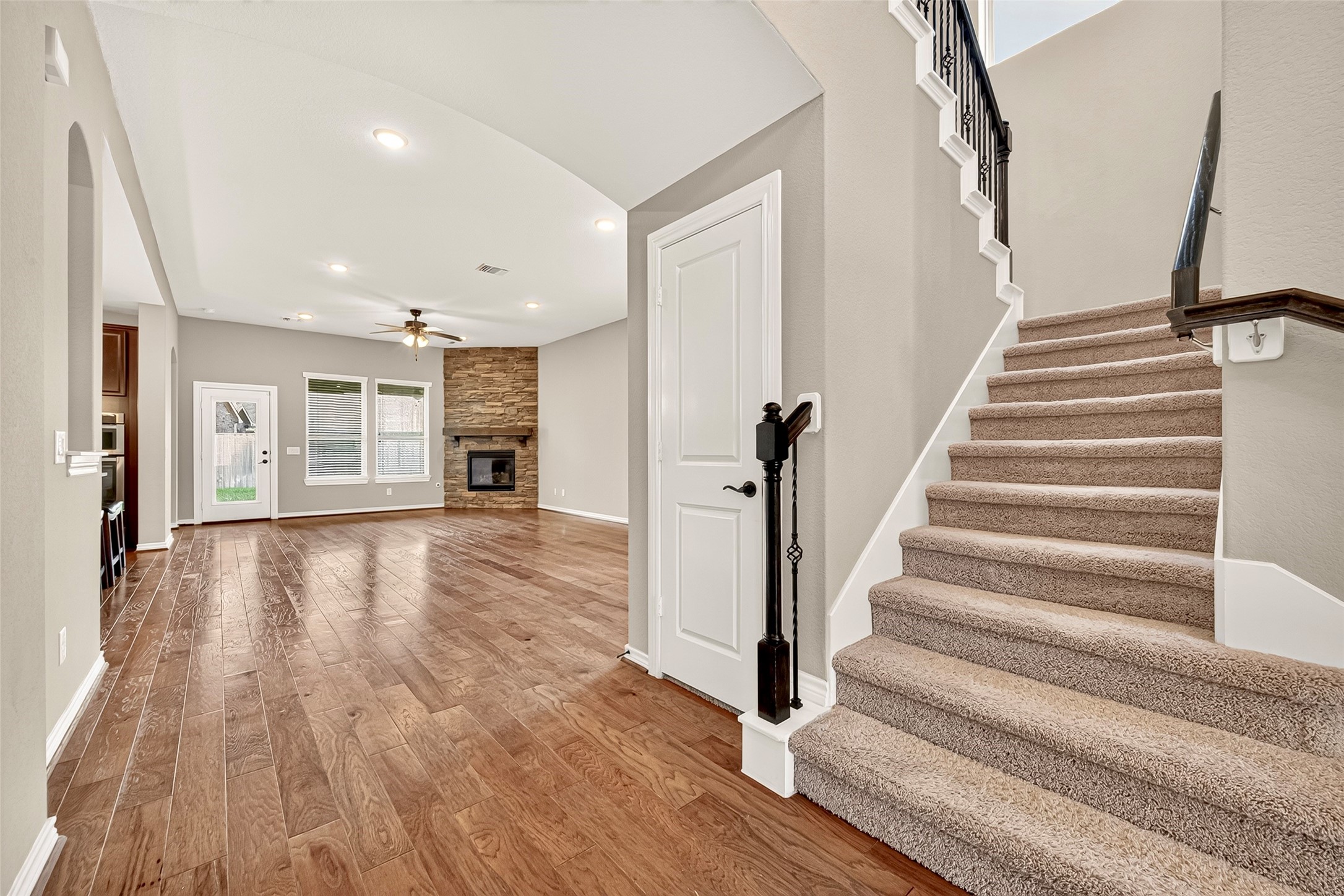 10911 Birchwood Knoll Court Property Photo 5
