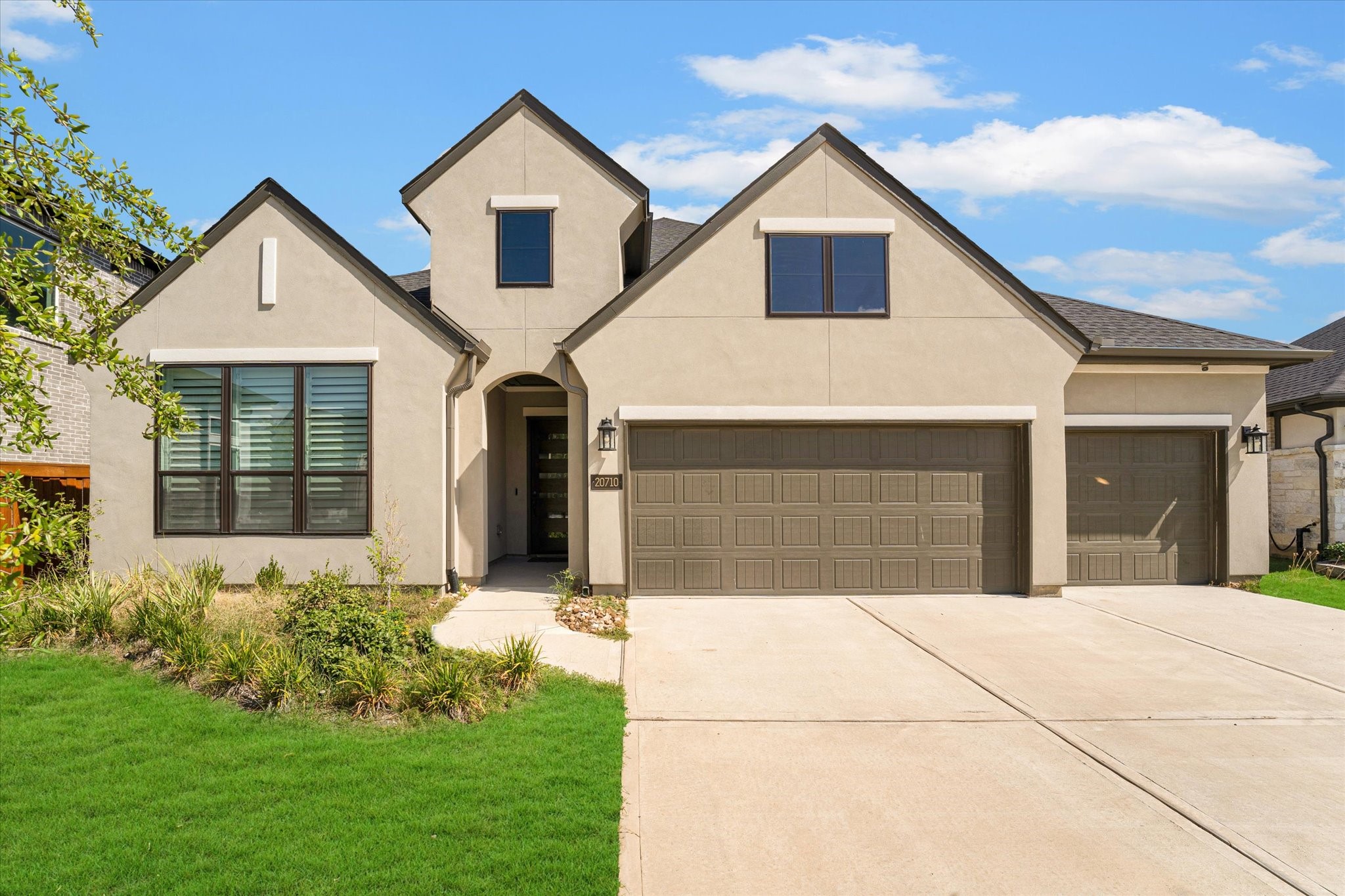 20710 Via Giulia Court Property Photo 1