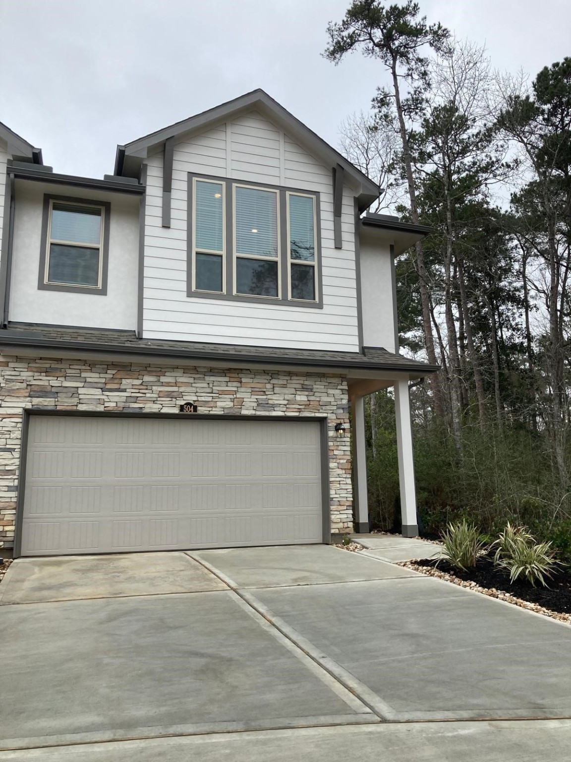 504 Bristol Tide Court Property Photo 1