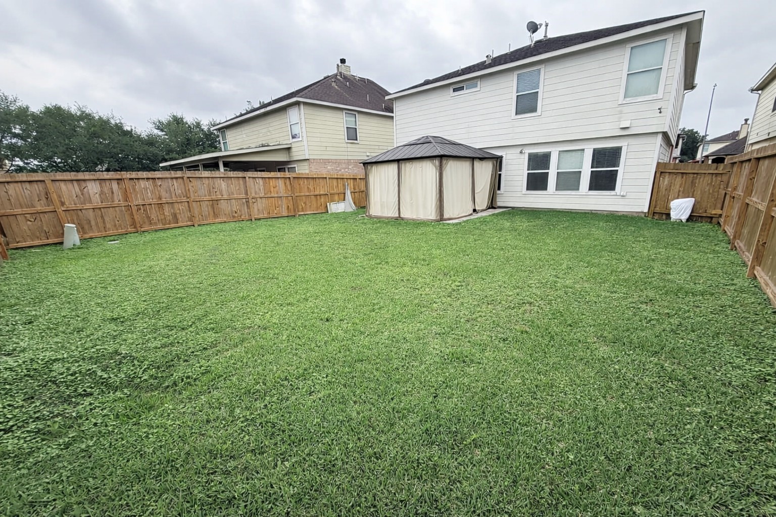 4215 Oakview Creek Lane Property Photo 16