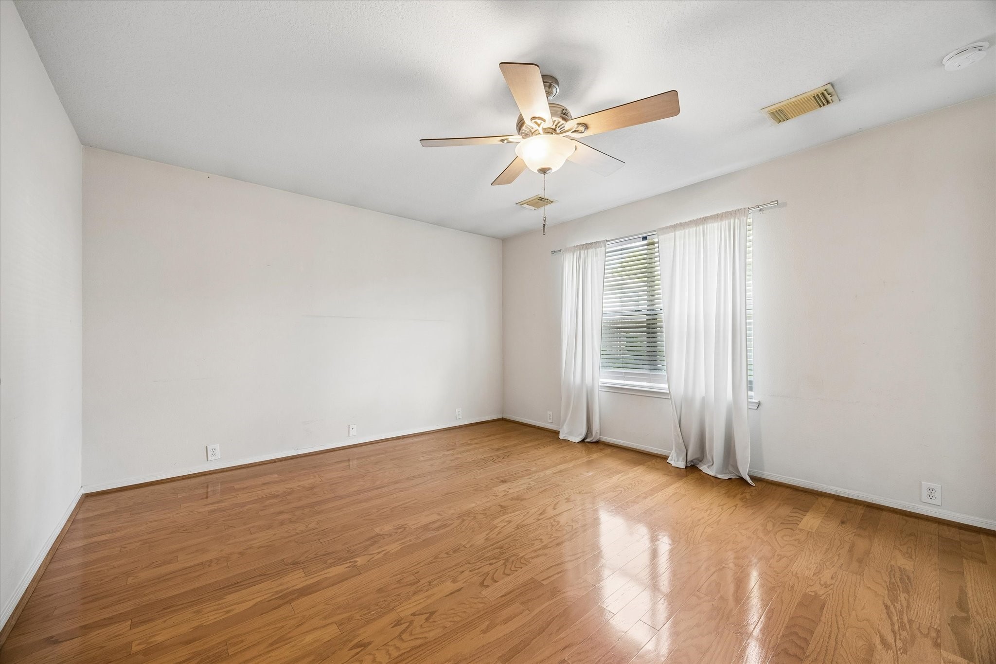 17418 Turquoise Stream Drive Property Photo 10