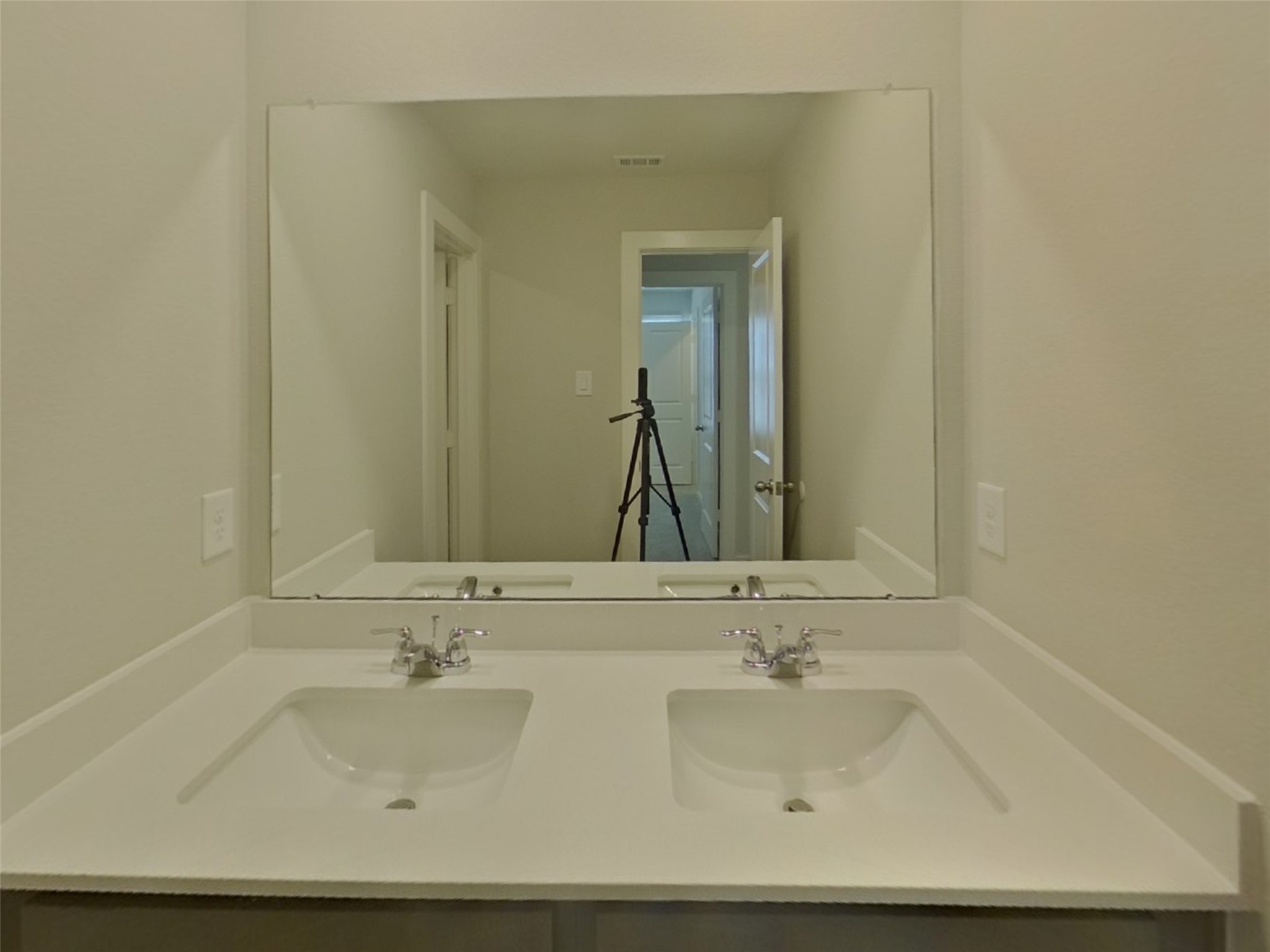 9835 Willow Creek Commerce Drive 216 Property Photo 12