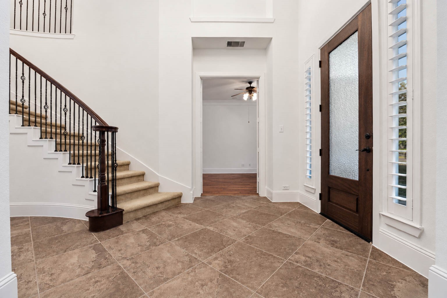 5403 Mesquite Ridge Street Property Photo 8