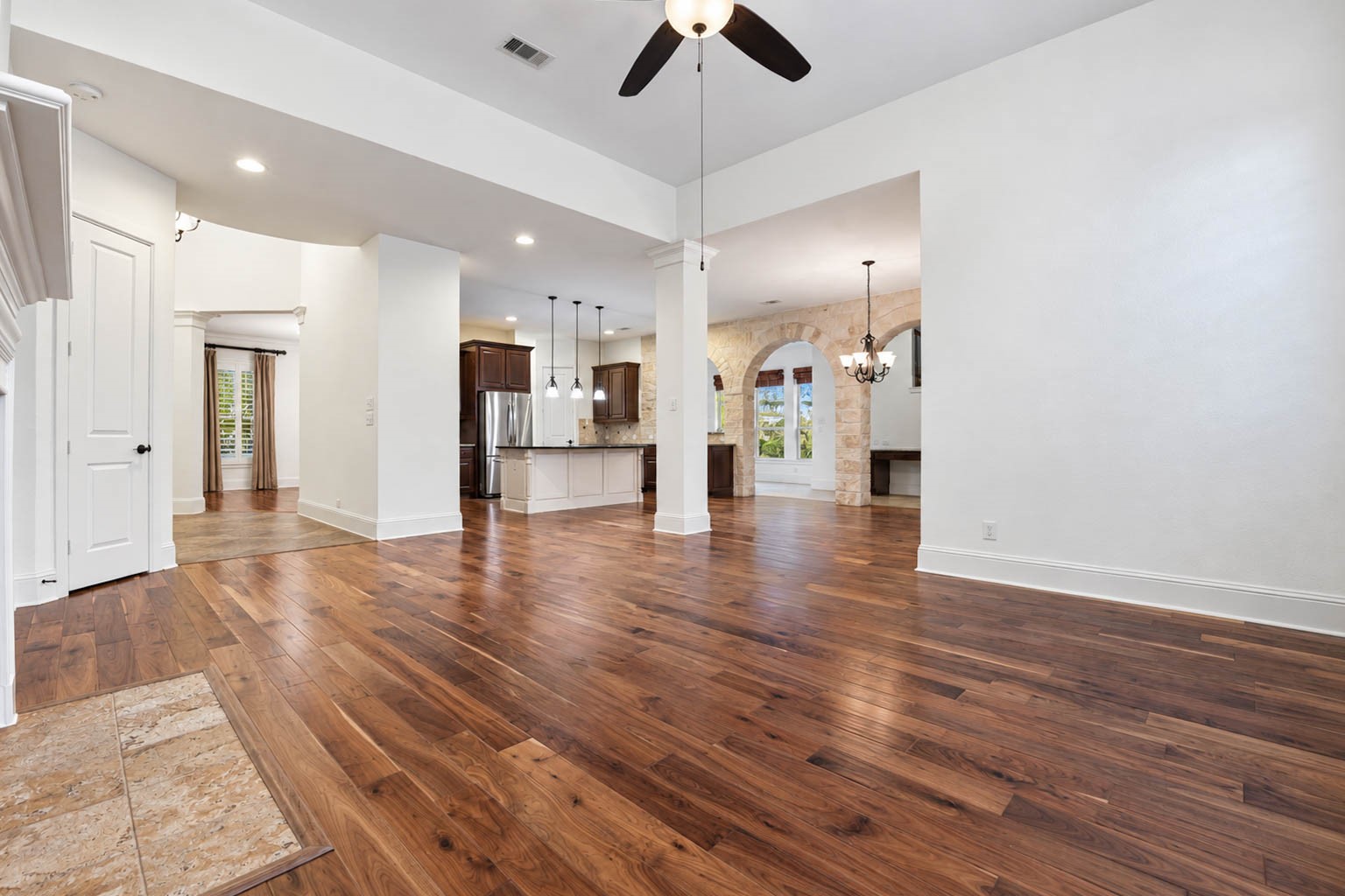 5403 Mesquite Ridge Street Property Photo 14