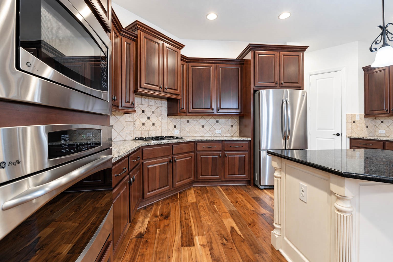 5403 Mesquite Ridge Street Property Photo 15