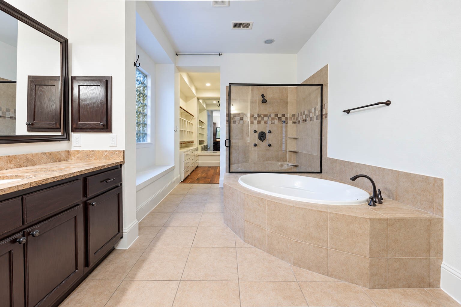 5403 Mesquite Ridge Street Property Photo 23