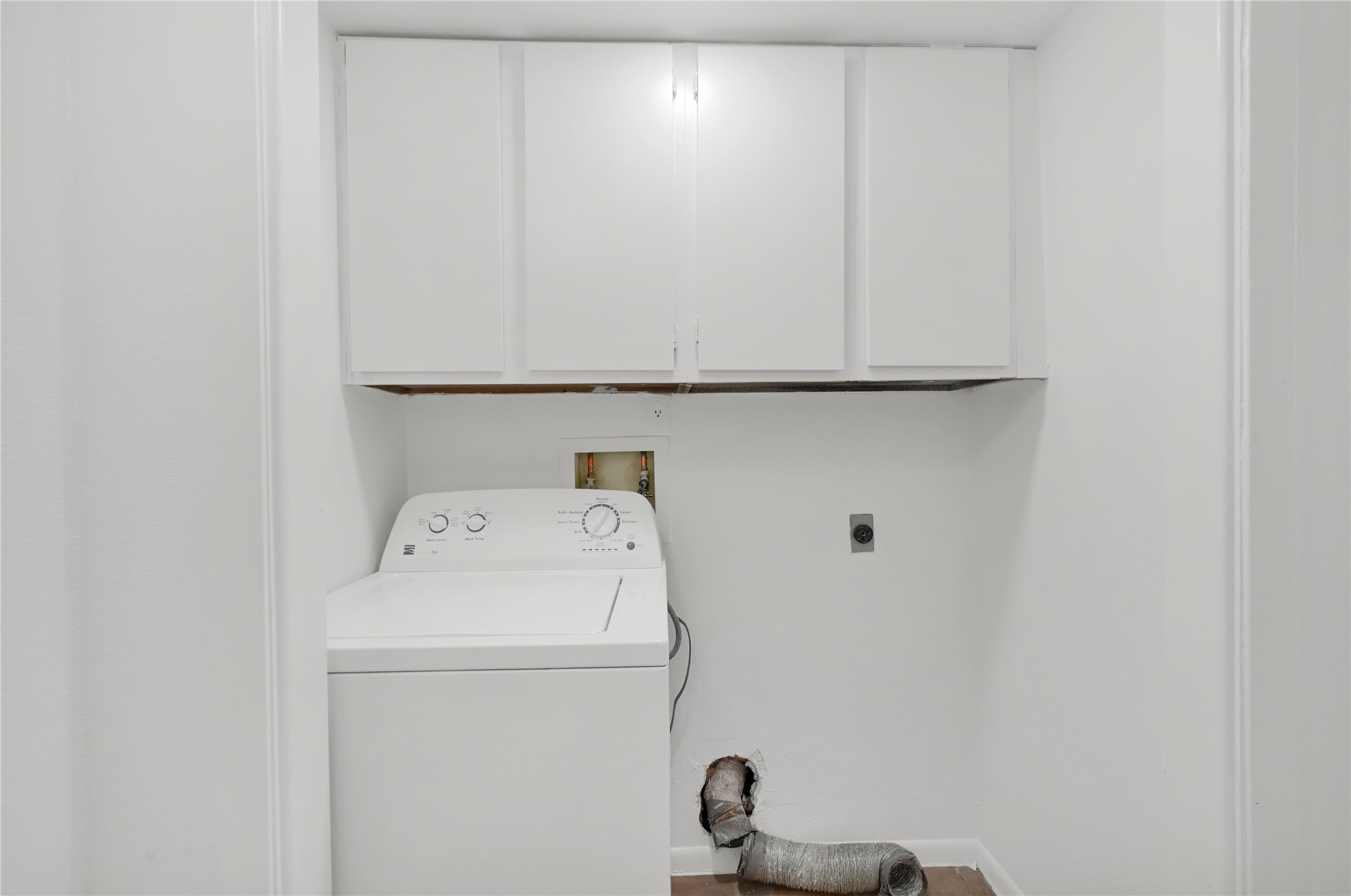 8425 Hearth Drive 22 Property Photo 13