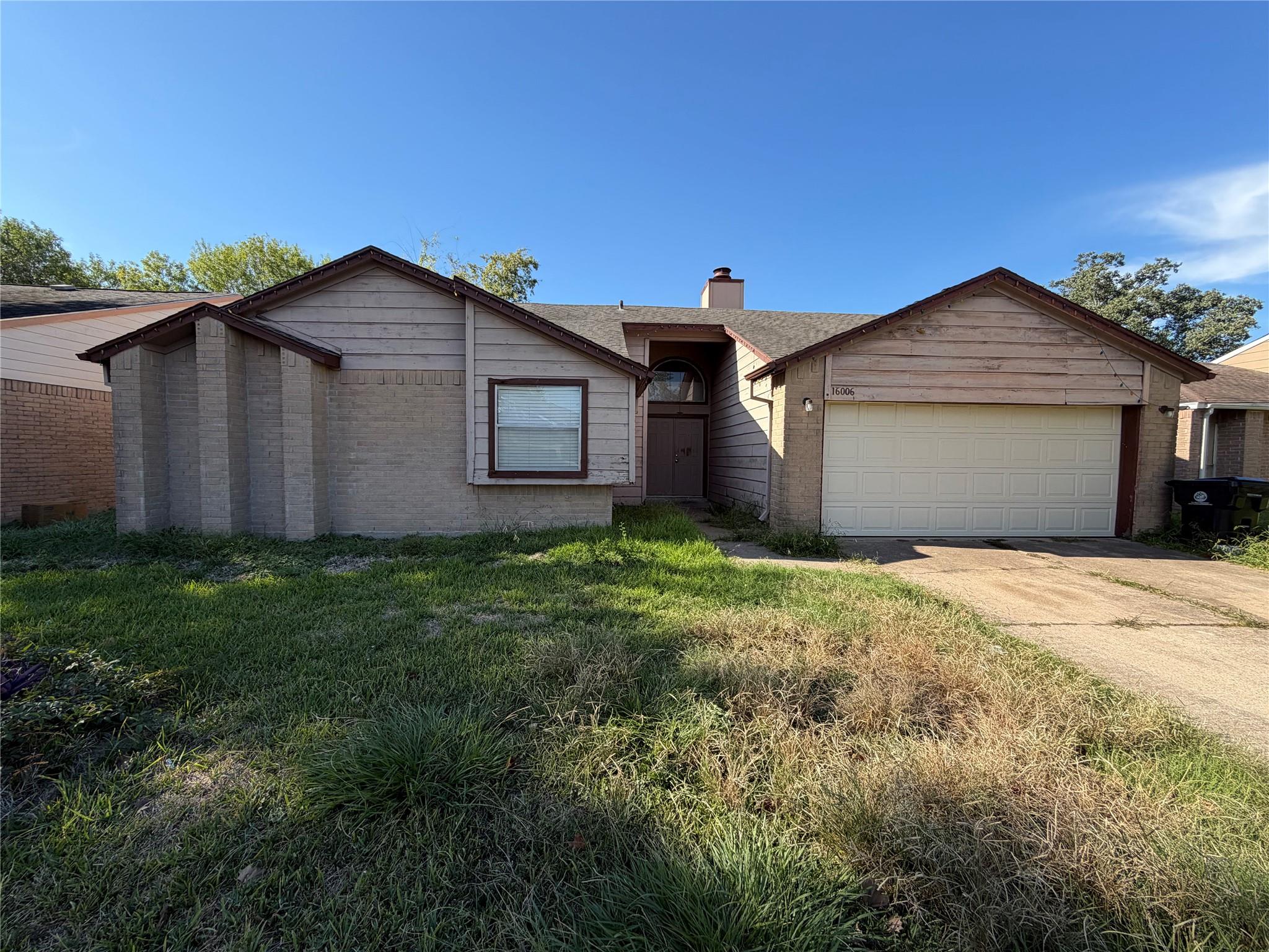 16006 Corsair Road Property Photo 5