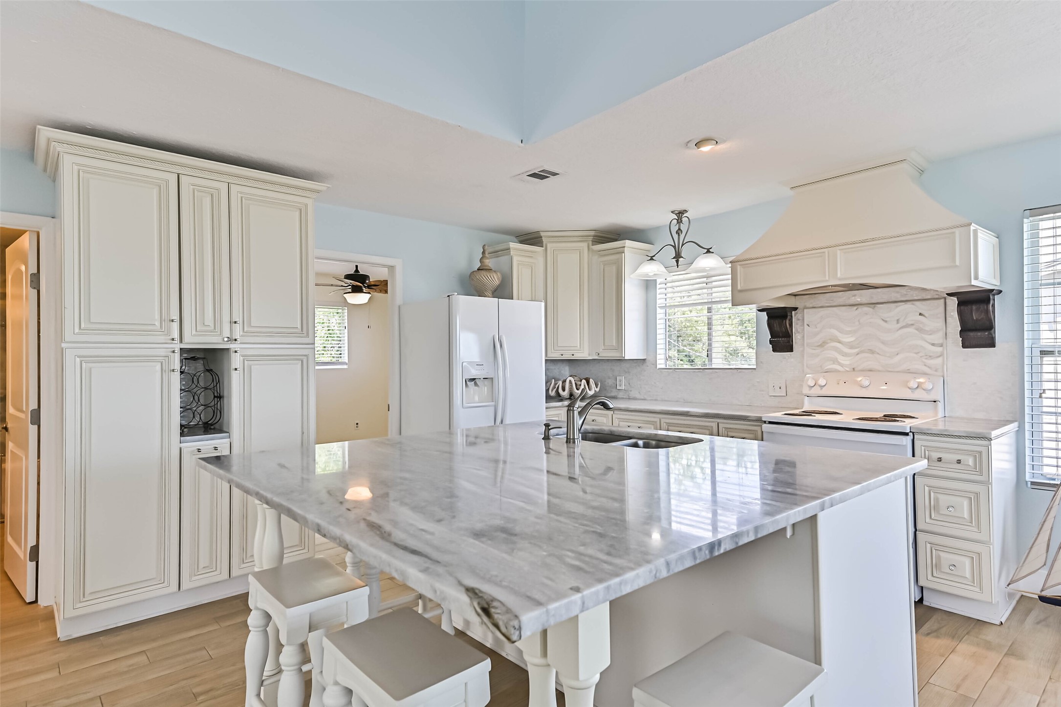 1578 Railroad Avenue Property Photo 11