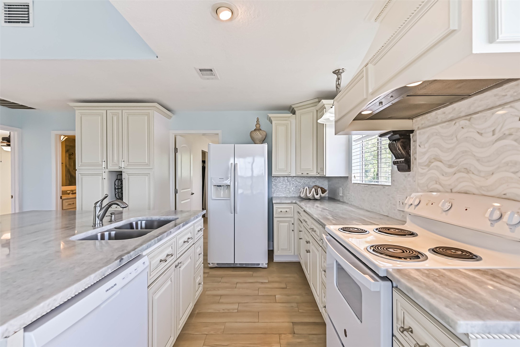 1578 Railroad Avenue Property Photo 13